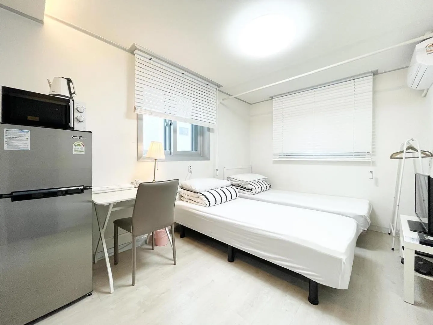 Bed in W Premium Guesthouse Incheon airport