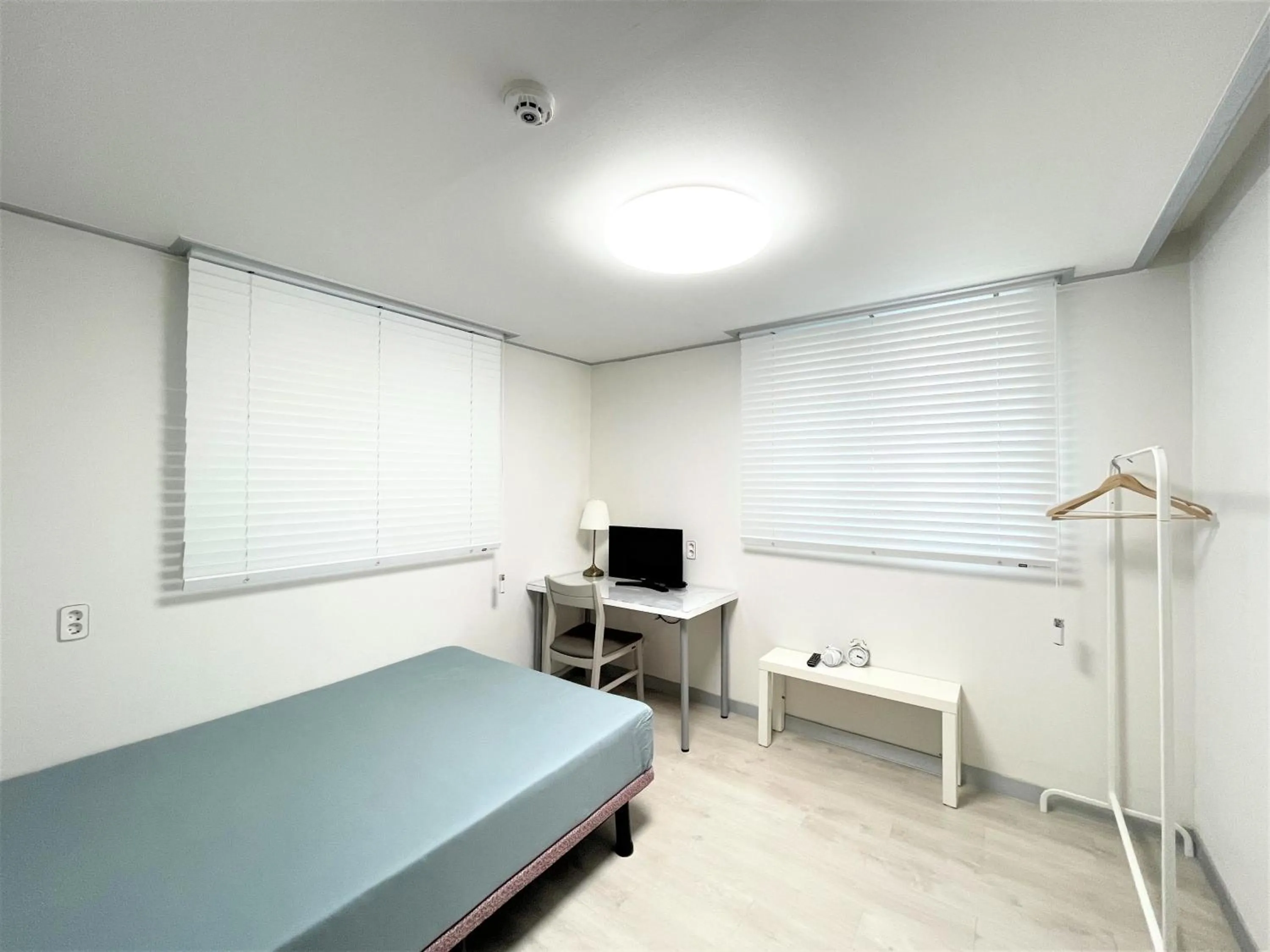 Bed in W Premium Guesthouse Incheon airport