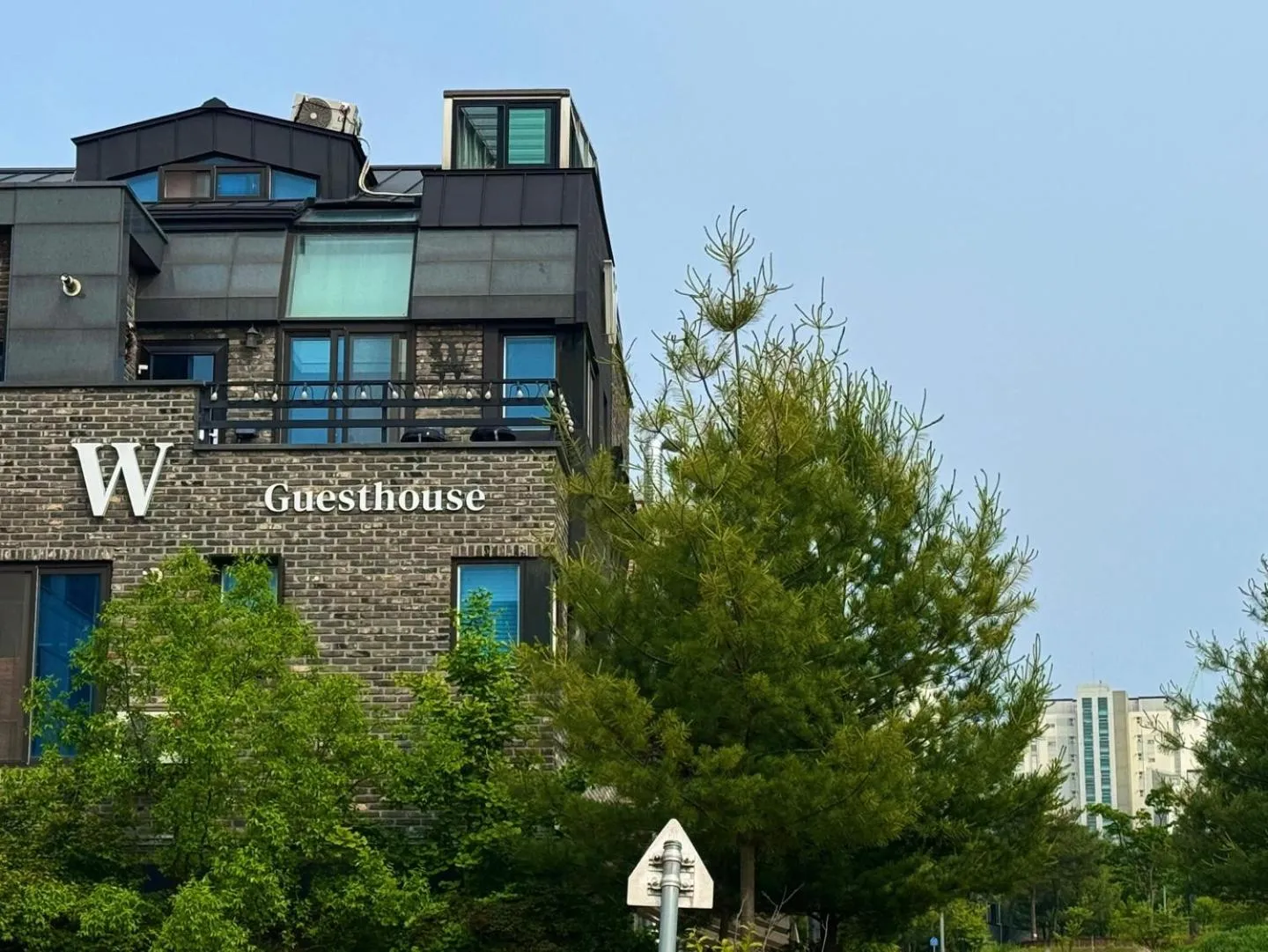 Property building in W Premium Guesthouse Incheon airport