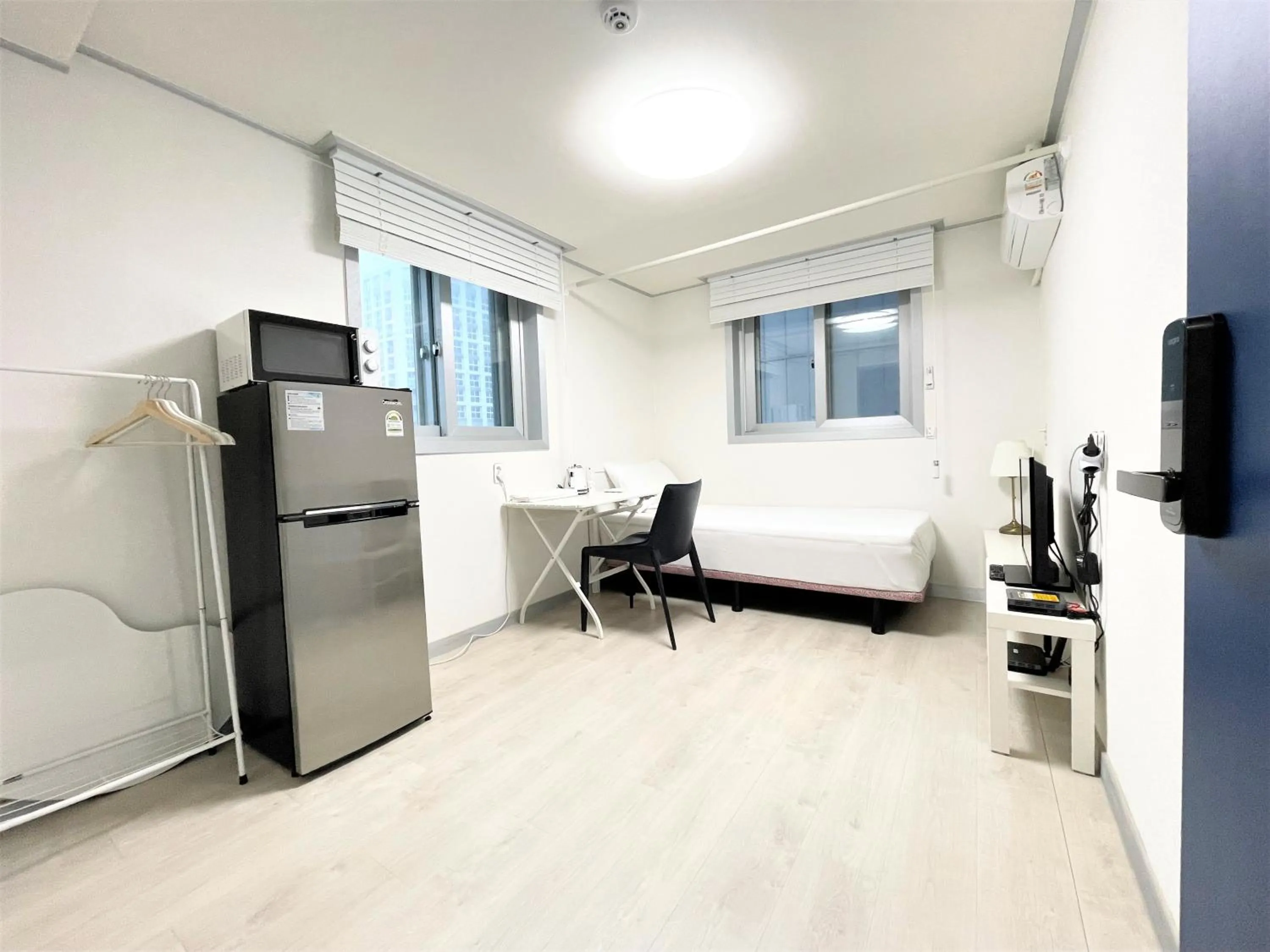 Bed in W Premium Guesthouse Incheon airport