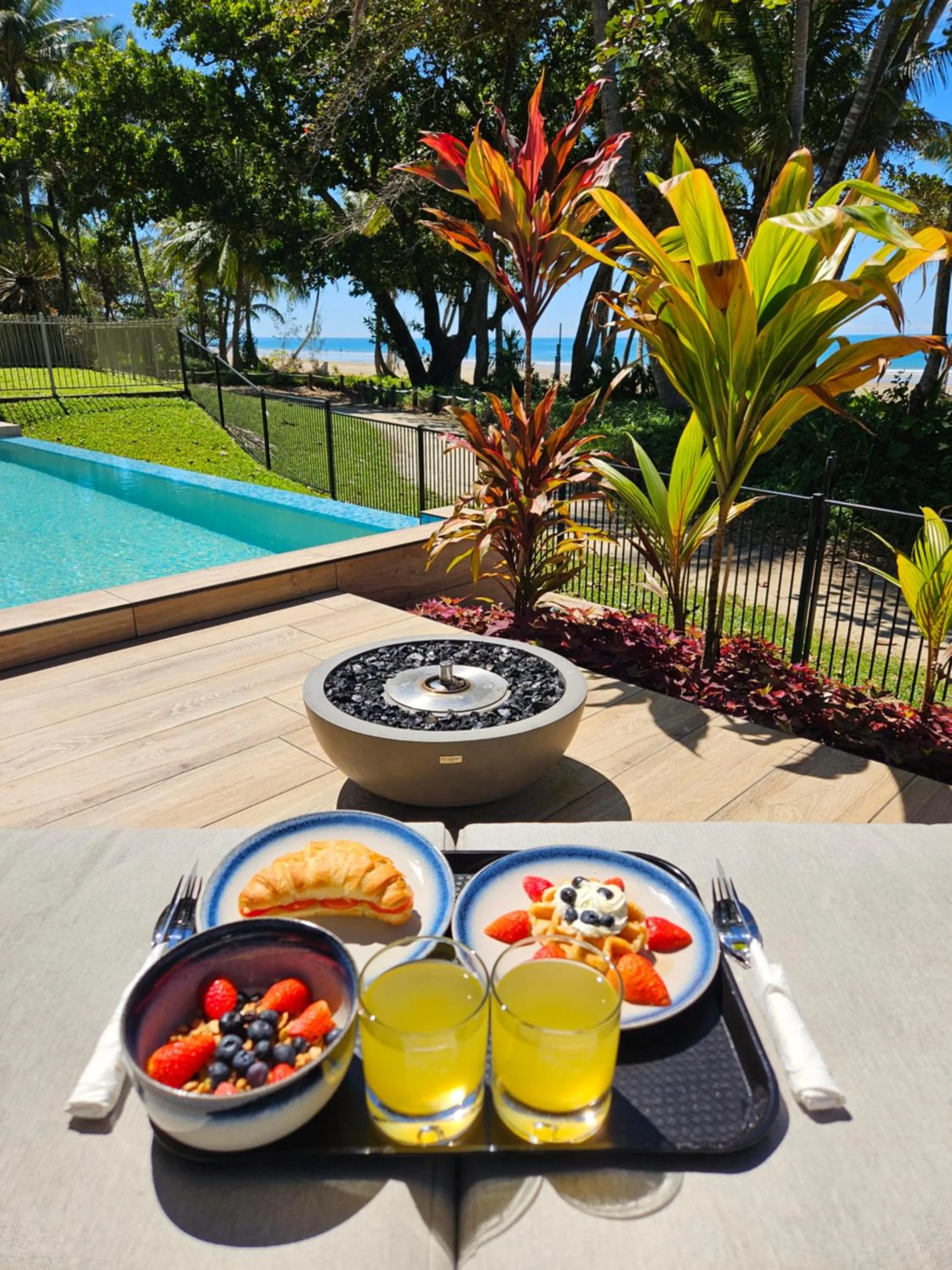 Breakfast in Seadreams Mission Beach