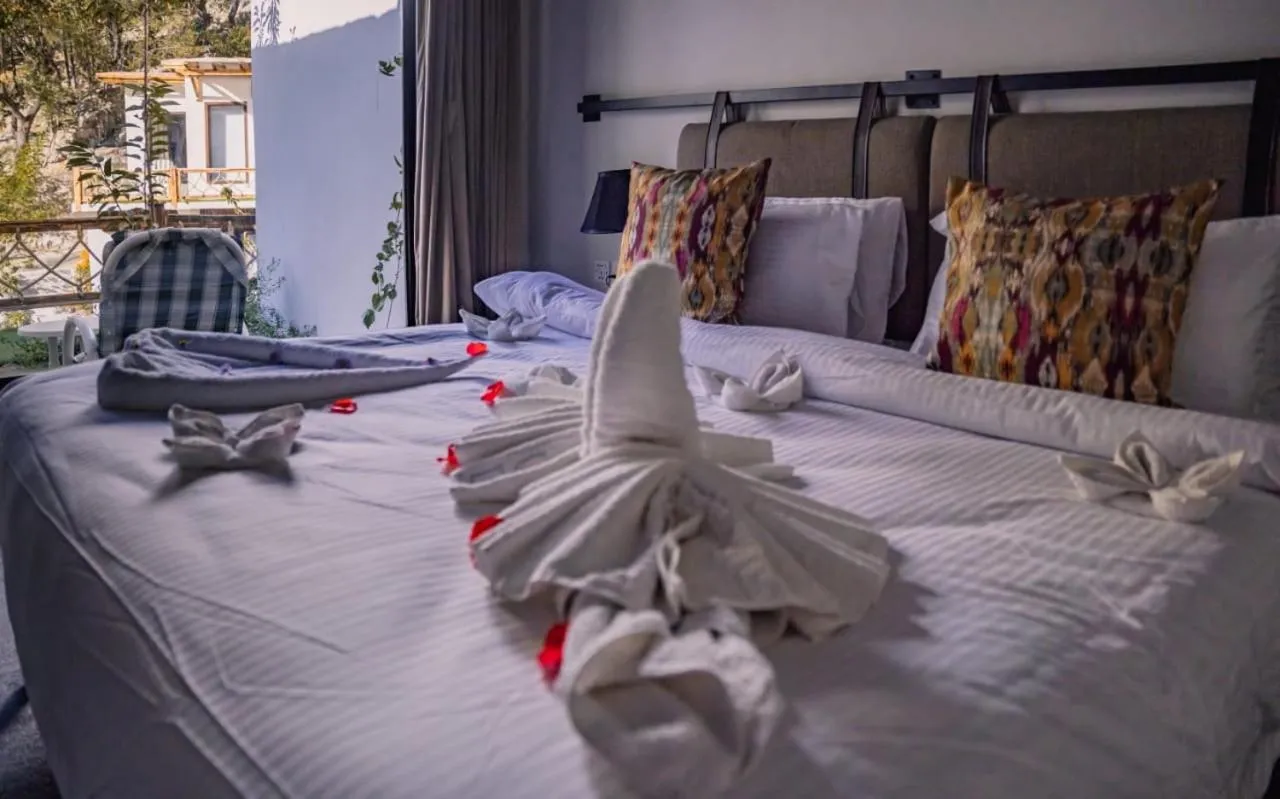 Bed in Offto Resort Hunza