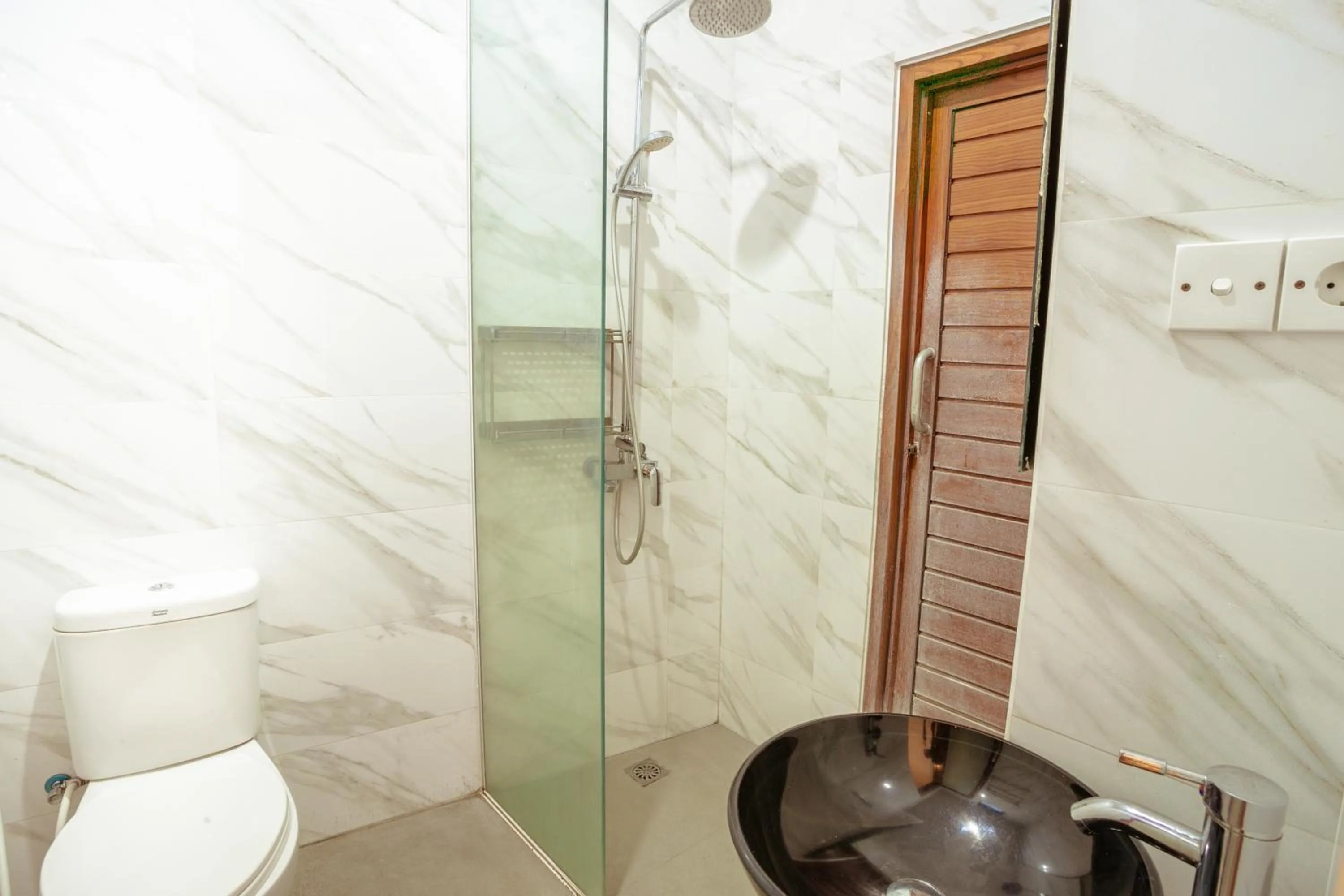 Bathroom in Kubu D'Carik Villa & Bungalow by ecommerceloka