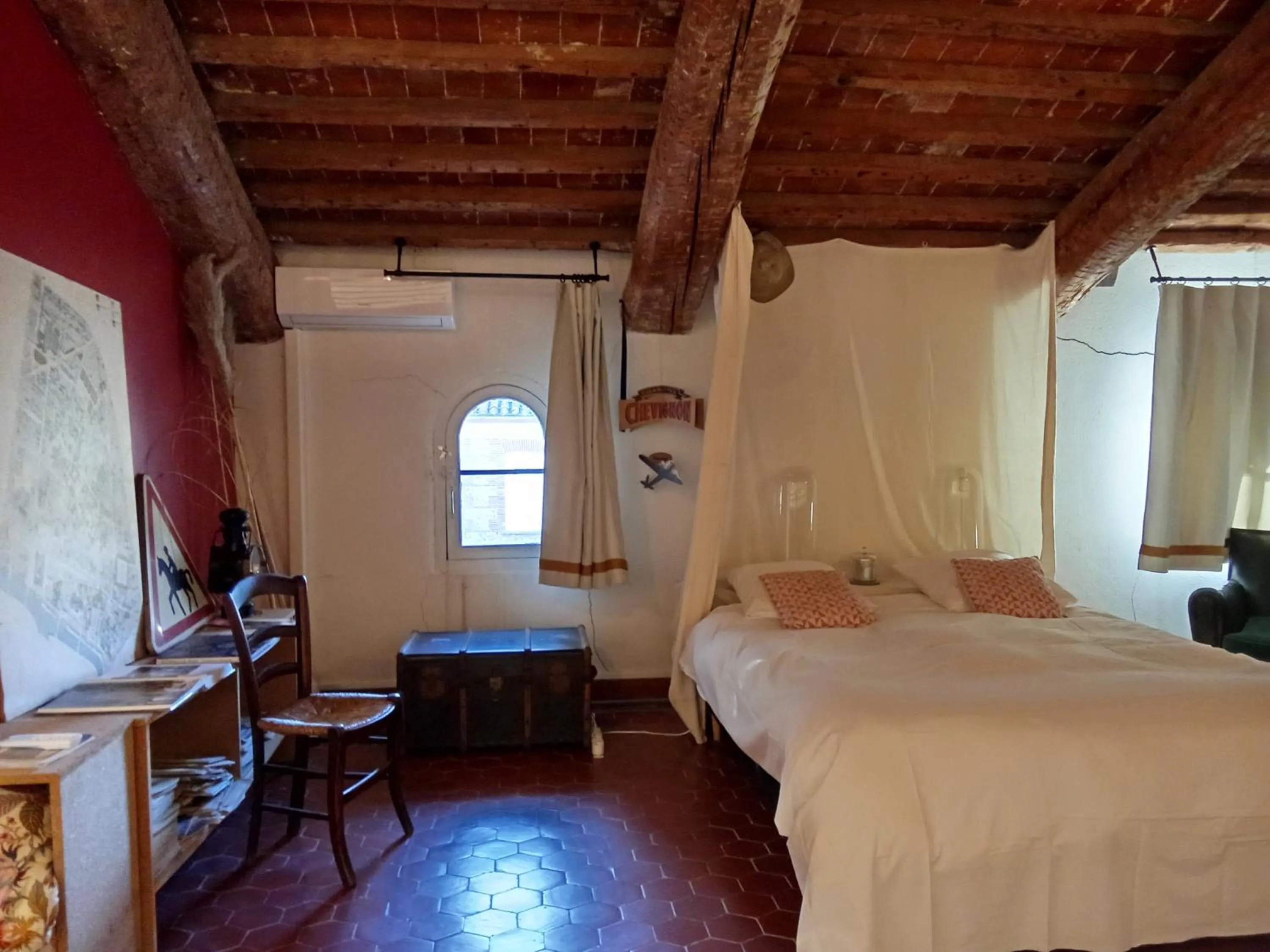 Bedroom, Bed in Le Mas Palegry Chambres d'hôtes Perpignan