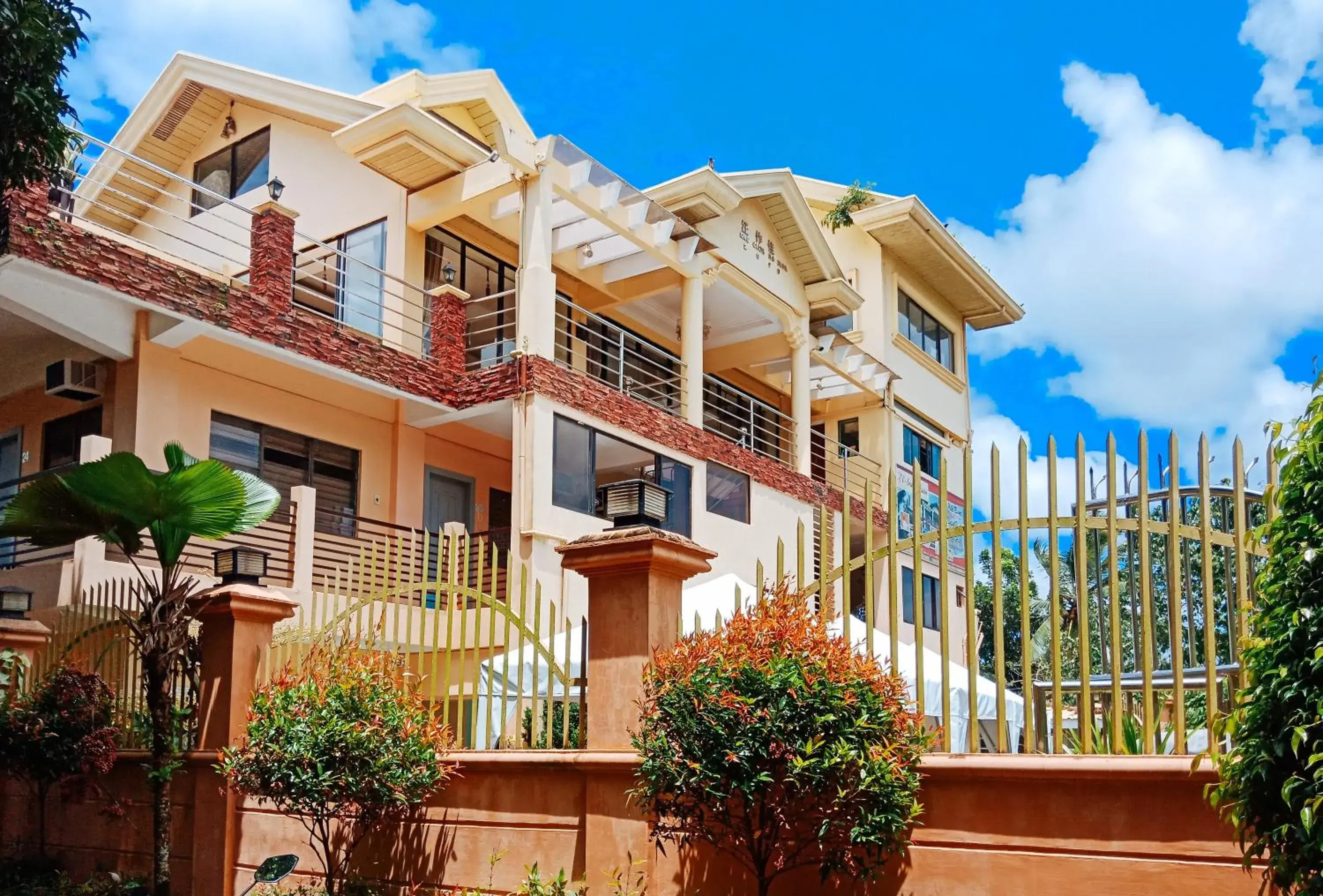 RedDoorz @ Southern Suites Guimaras RedDoorz @ Southern Suites Guimaras