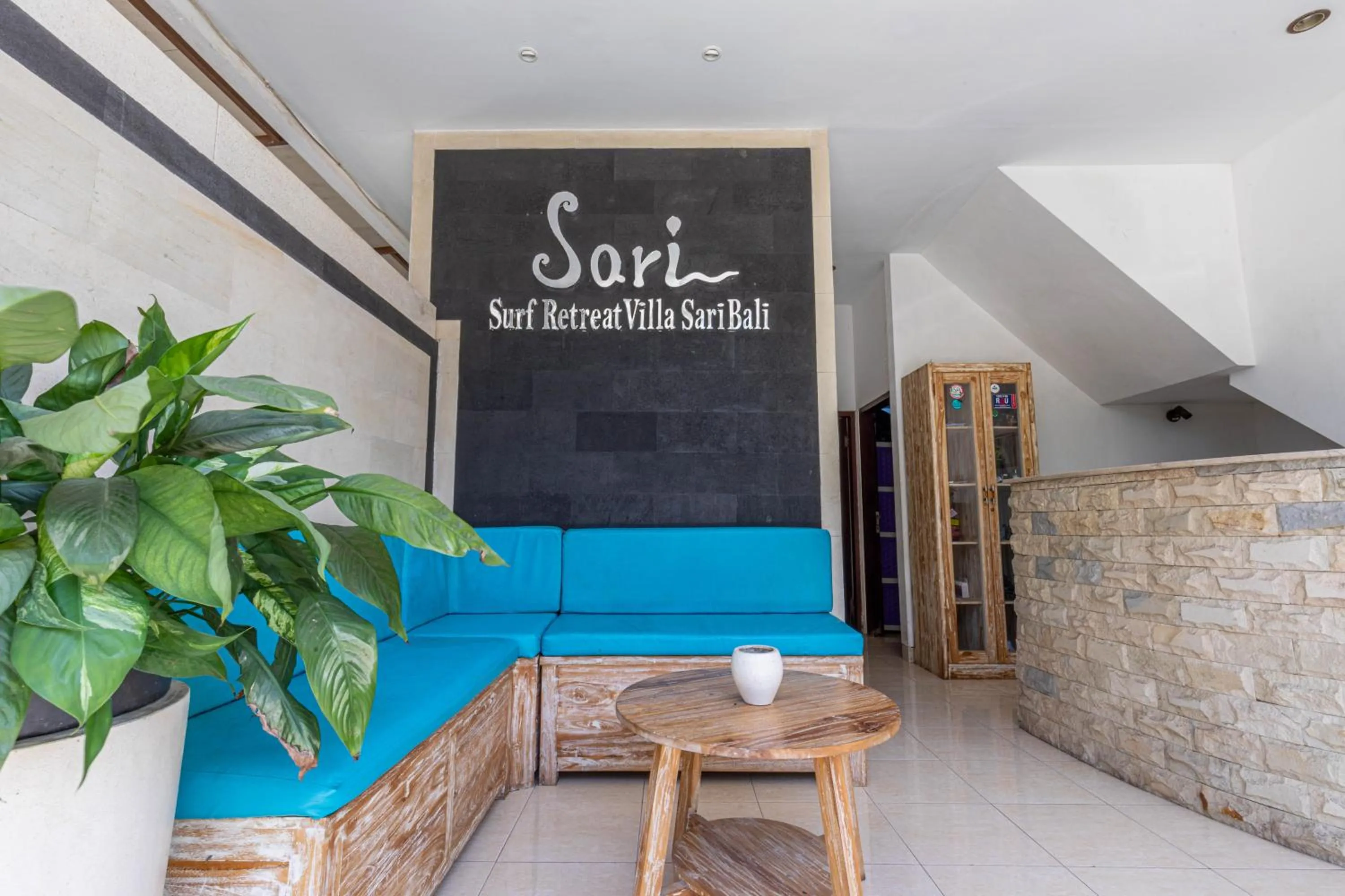 Lobby or reception in Surf Retreat Villa Sari Bali