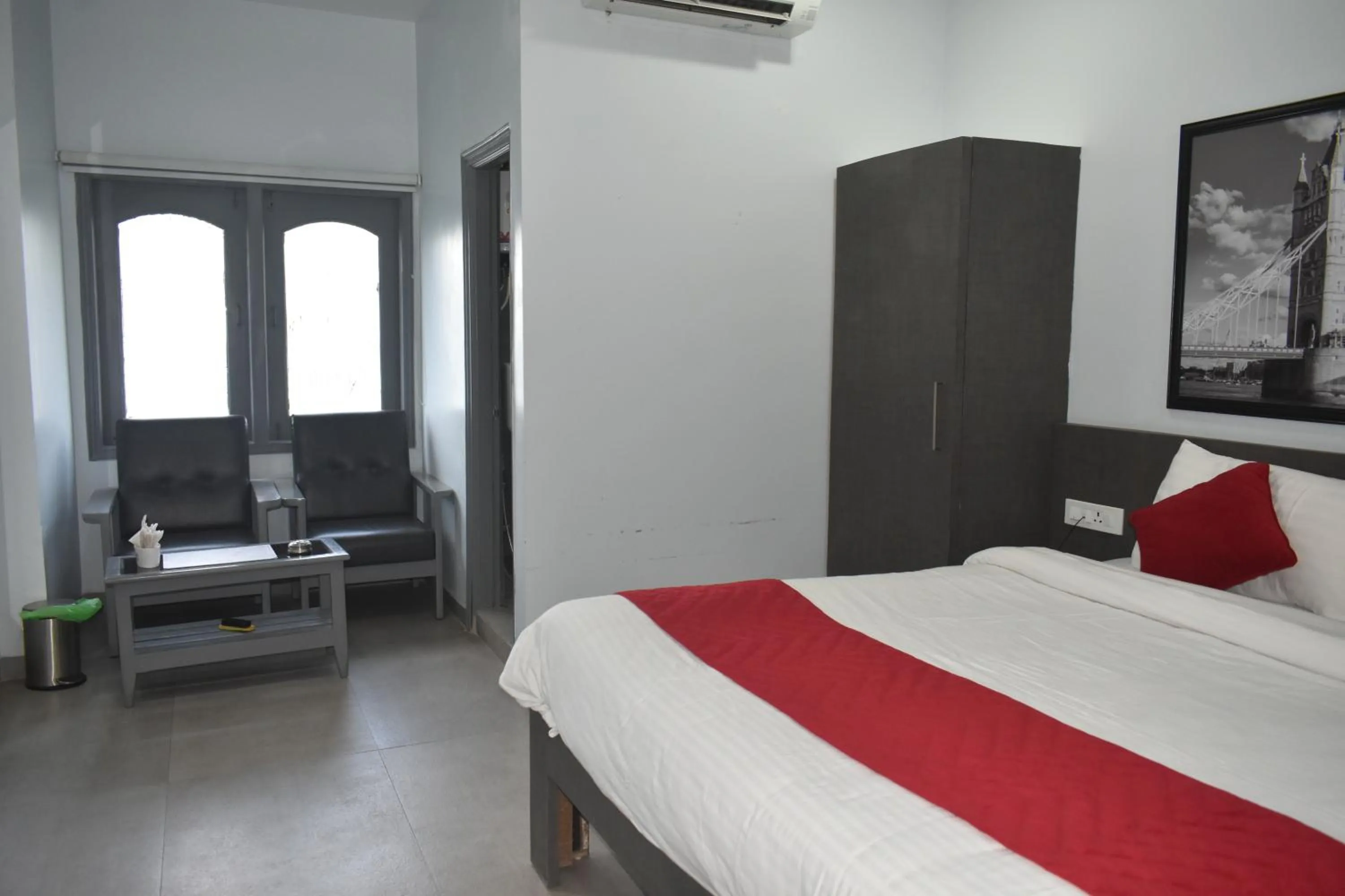 Bed in Annandam Inn(Hotel Anand)