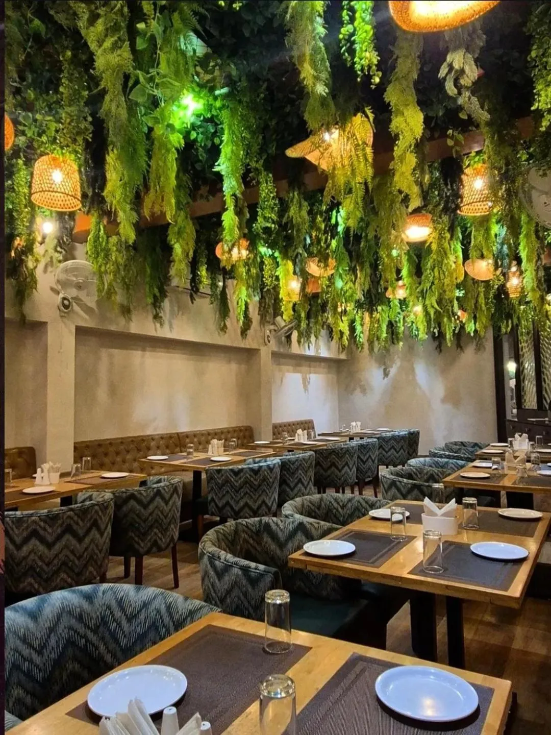 Restaurant/places to eat in Annandam Inn(Hotel Anand)