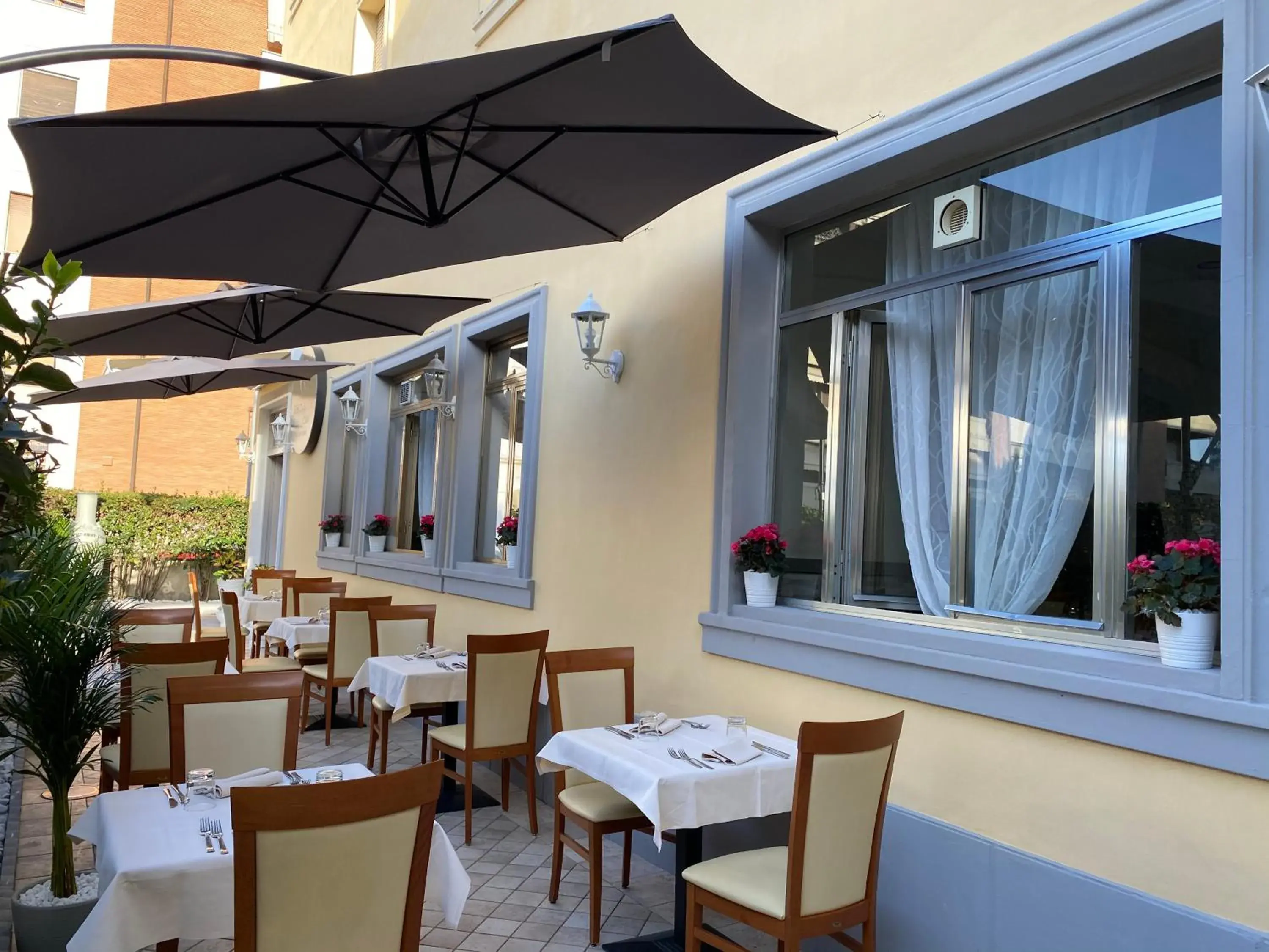 Restaurant/places to eat in Hotel La Pace Restaurant/places to eat in Hotel La Pace