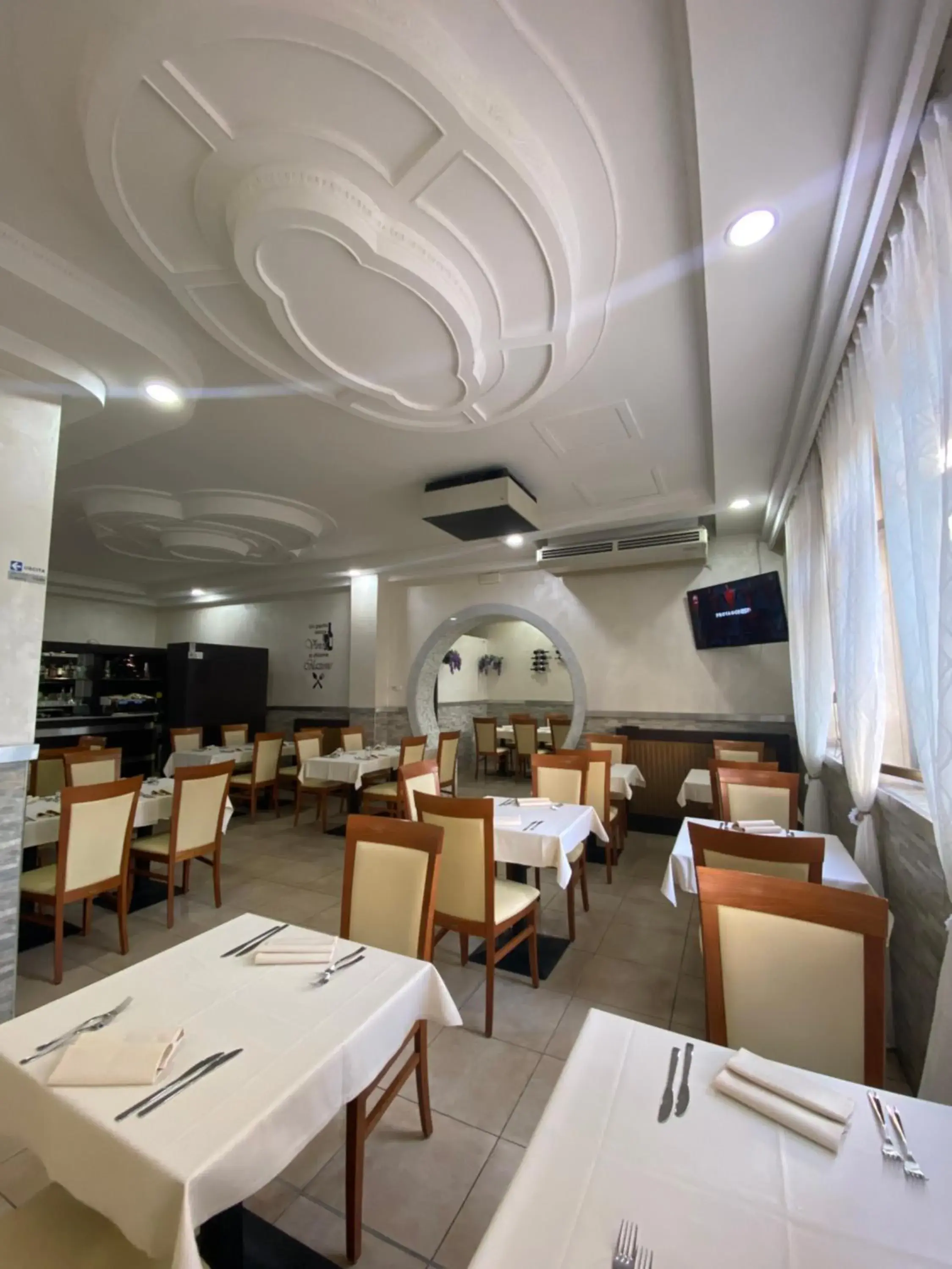 Restaurant/places to eat in Hotel La Pace Restaurant/places to eat in Hotel La Pace