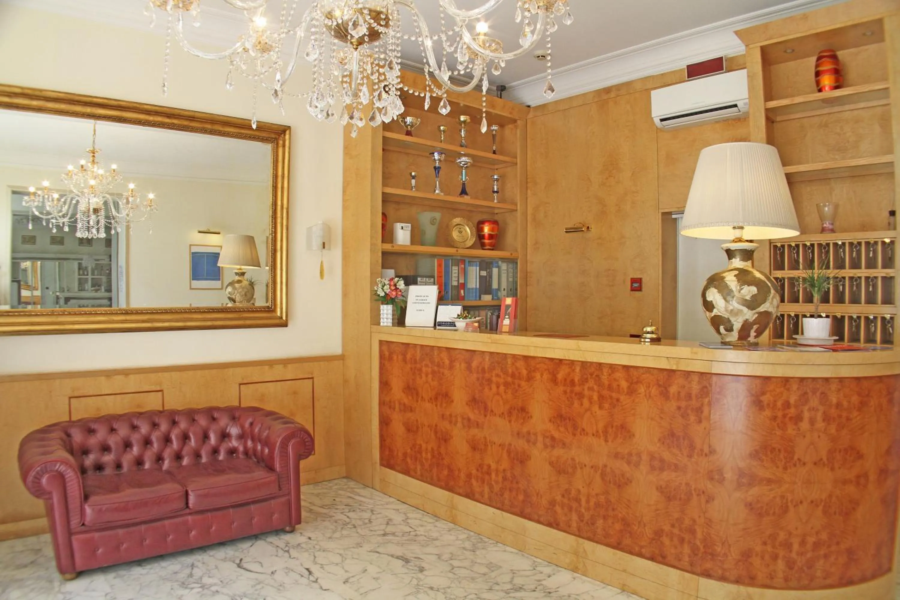 Lobby or reception in Hotel La Pace