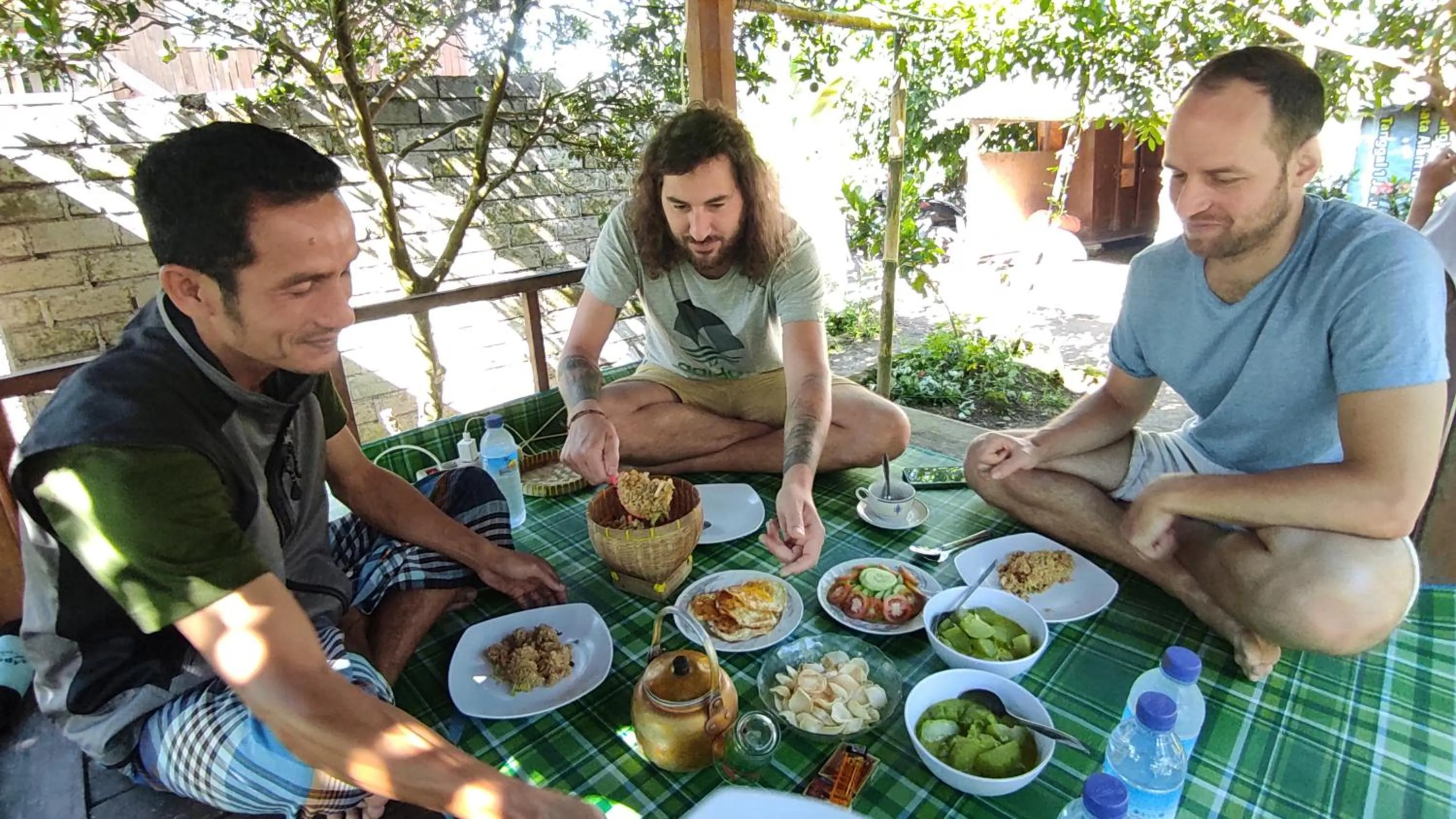 Food and drinks in Tastura Homestay