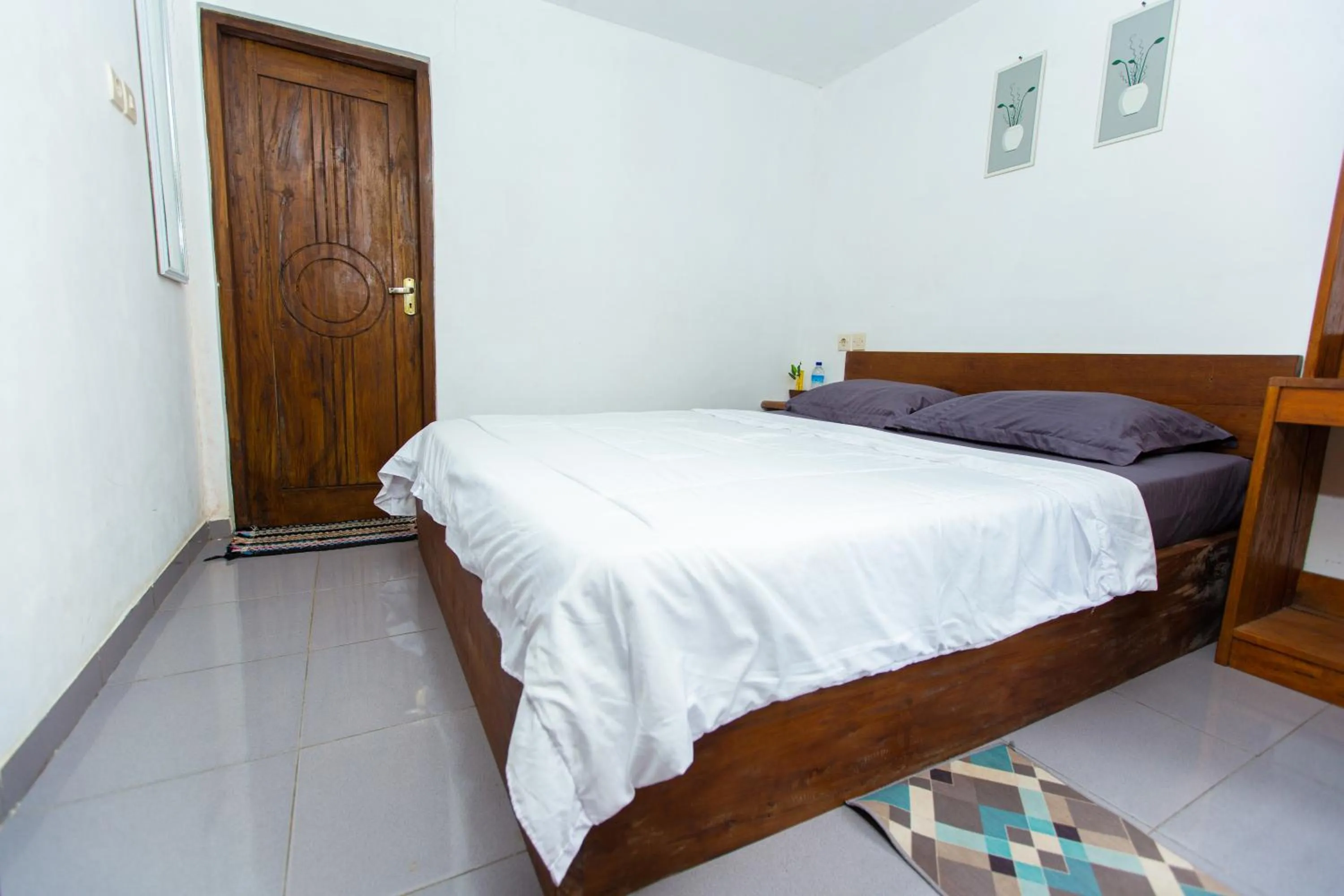 Dining area, Bed in Tastura Homestay