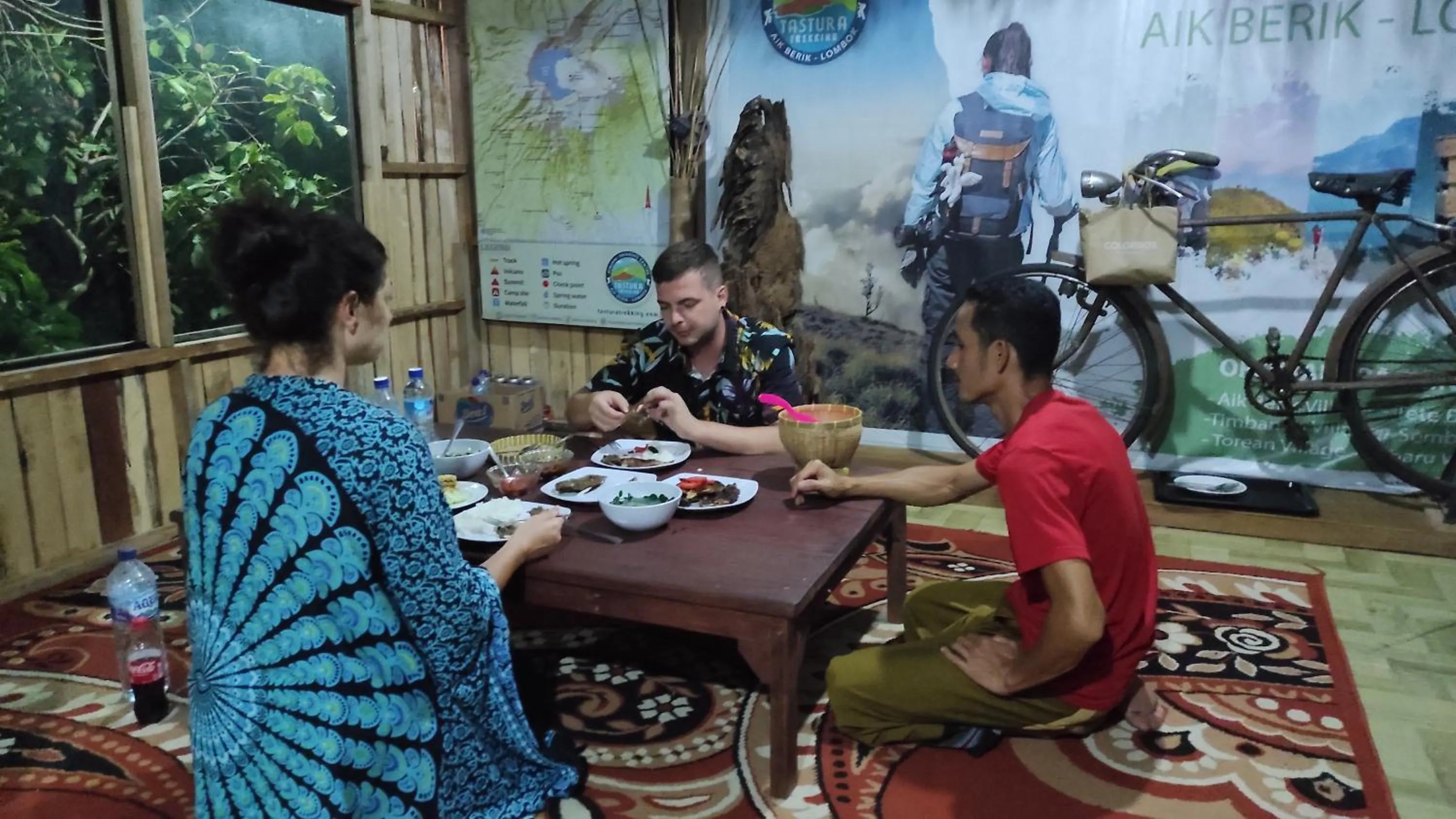 Restaurant/places to eat in Tastura Homestay