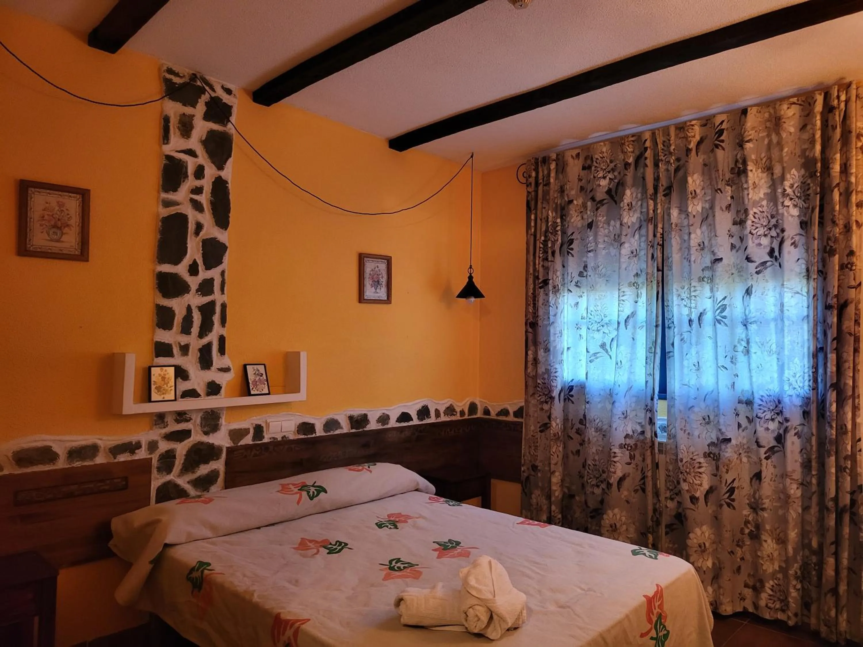 Photo of the whole room, Bed in Hotel rural LA CASONA DE TAMAYA