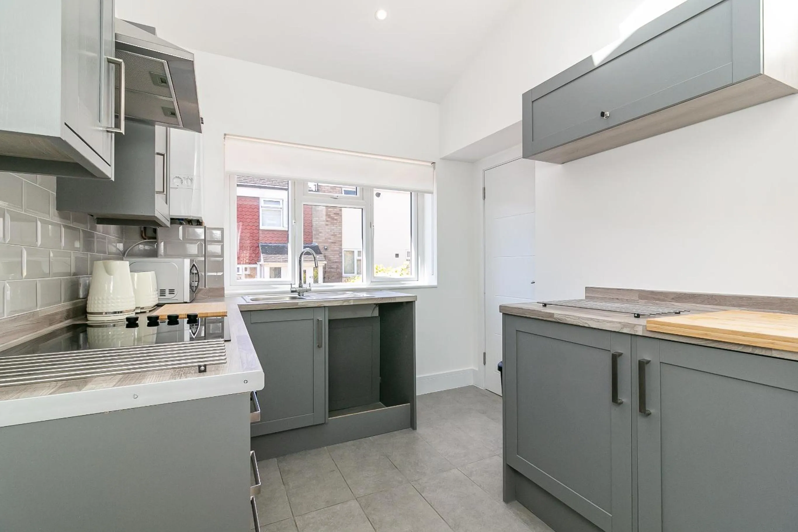 Kitchen or kitchenette in King Pin Corner