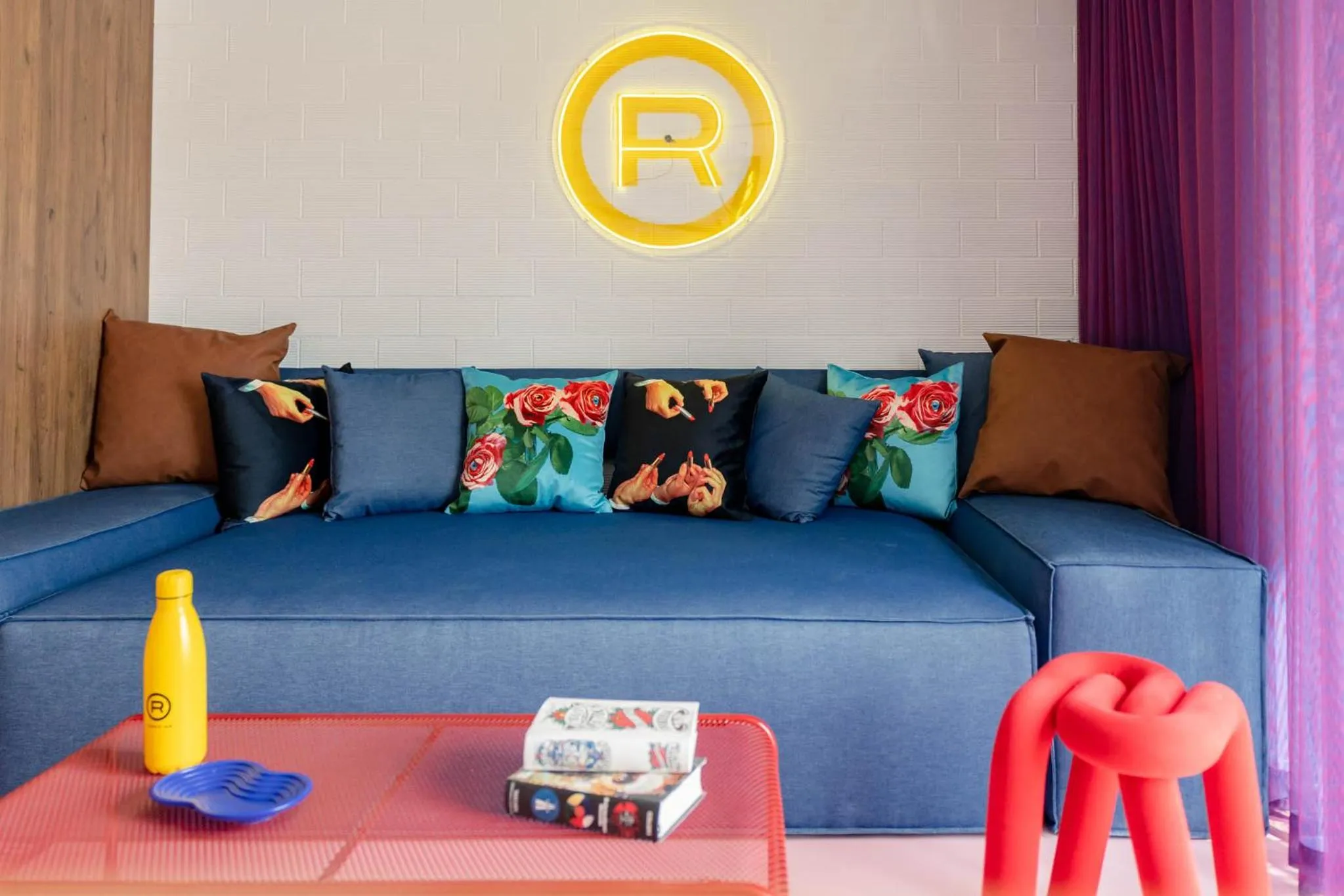 Living room in Ryans Lolas - Adults Only