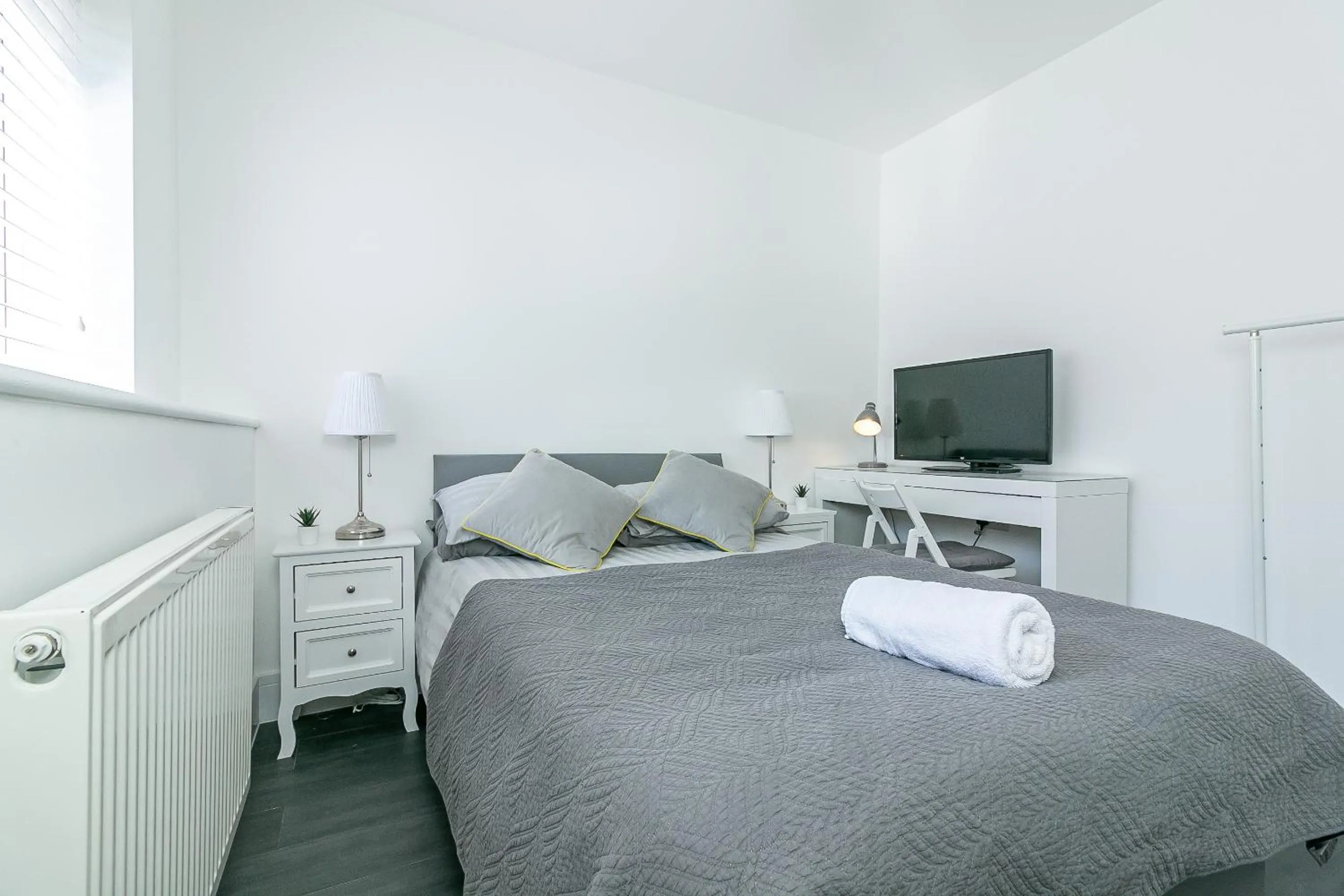 Bedroom, Bed in Archers House