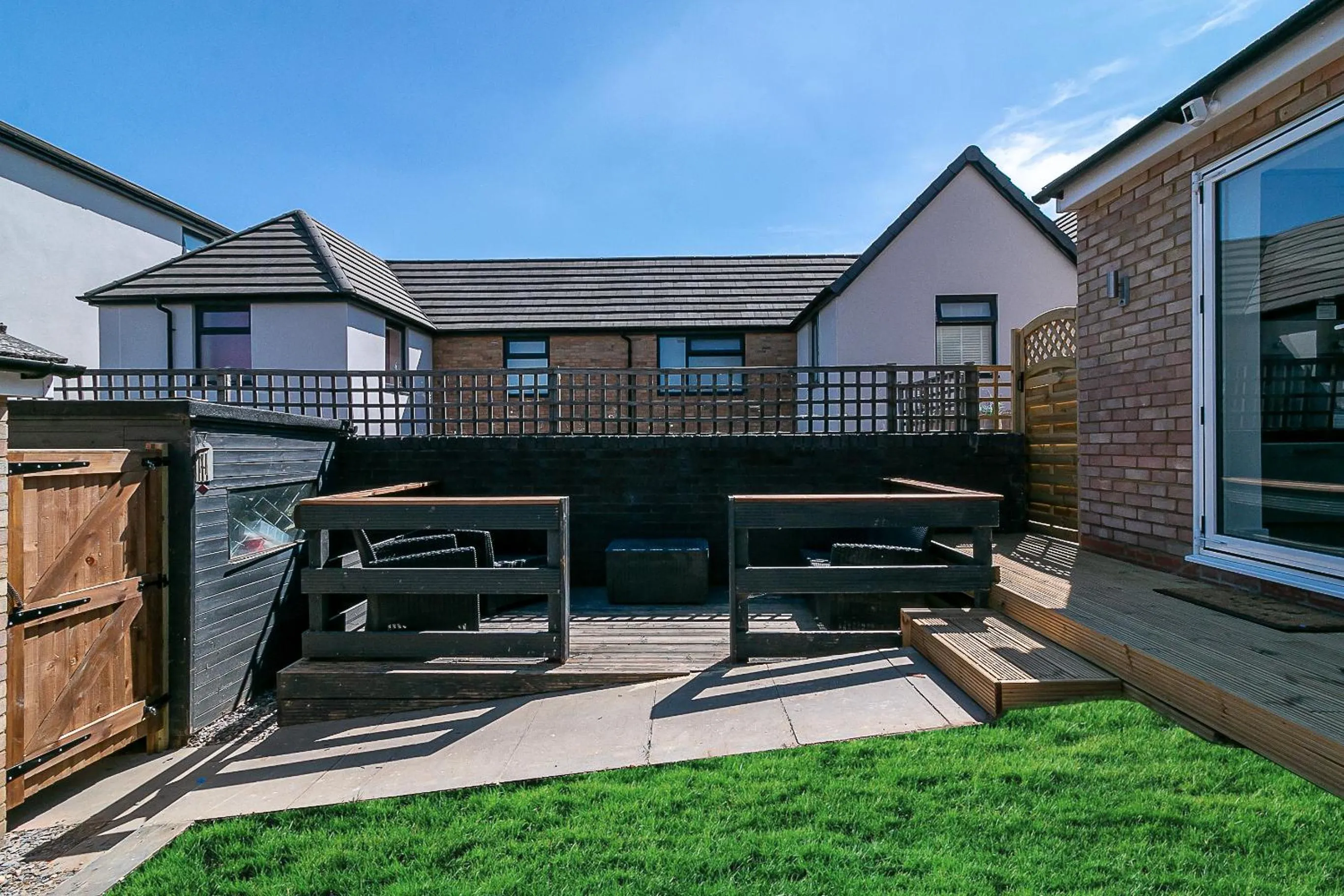 Property building in Archers House