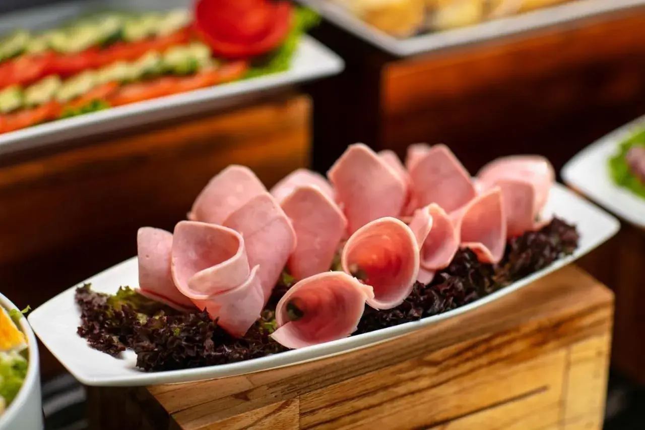 Restaurant/places to eat in Hanoi Vacanza Premier Hotel Restaurant/places to eat in Hanoi Vacanza Premier Hotel