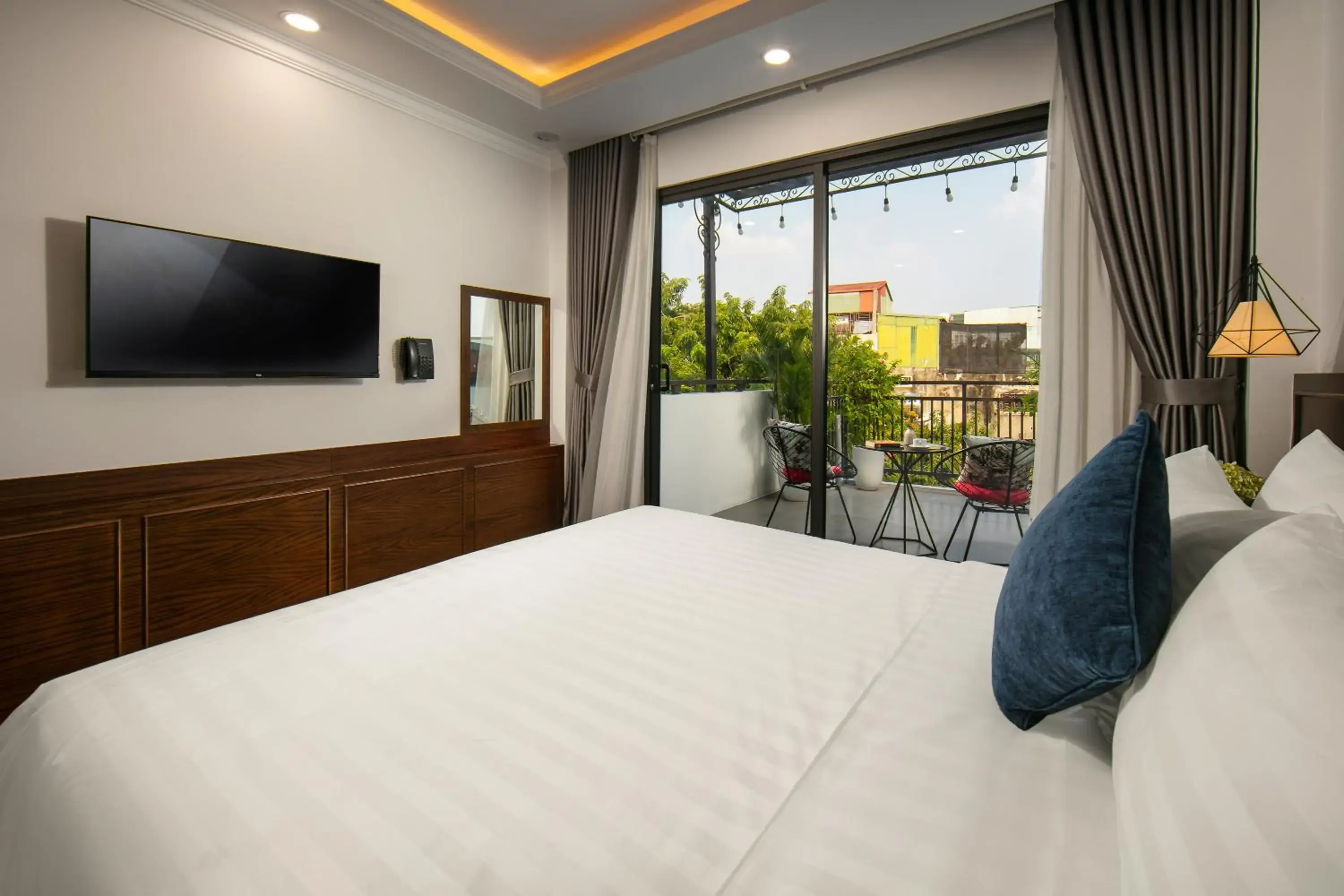 Bed in Hanoi Vacanza Premier Hotel Bed in Hanoi Vacanza Premier Hotel