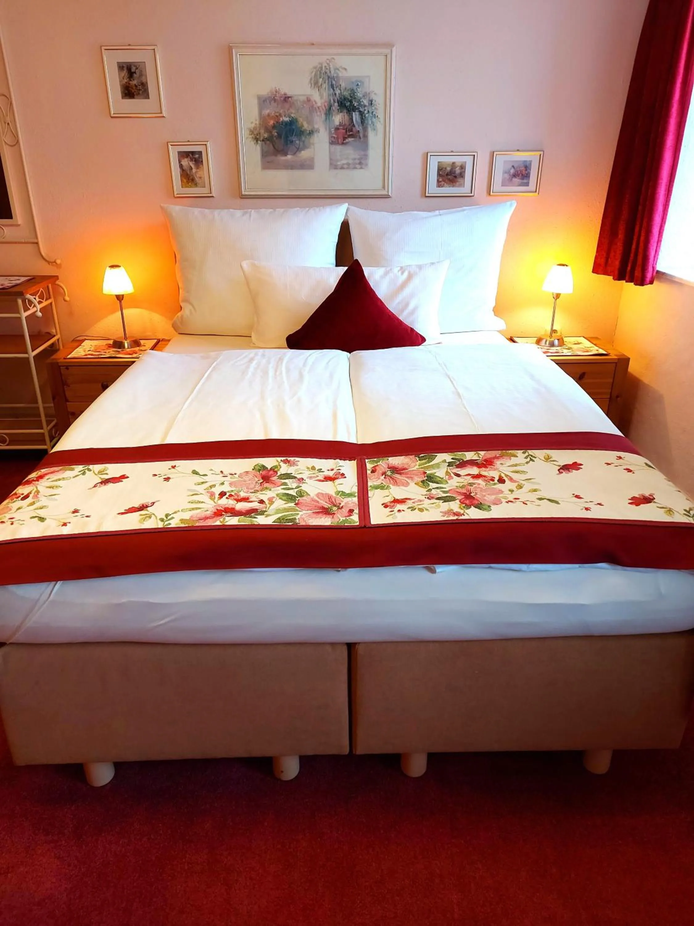 Bed in Logis L Auberge Gutshof