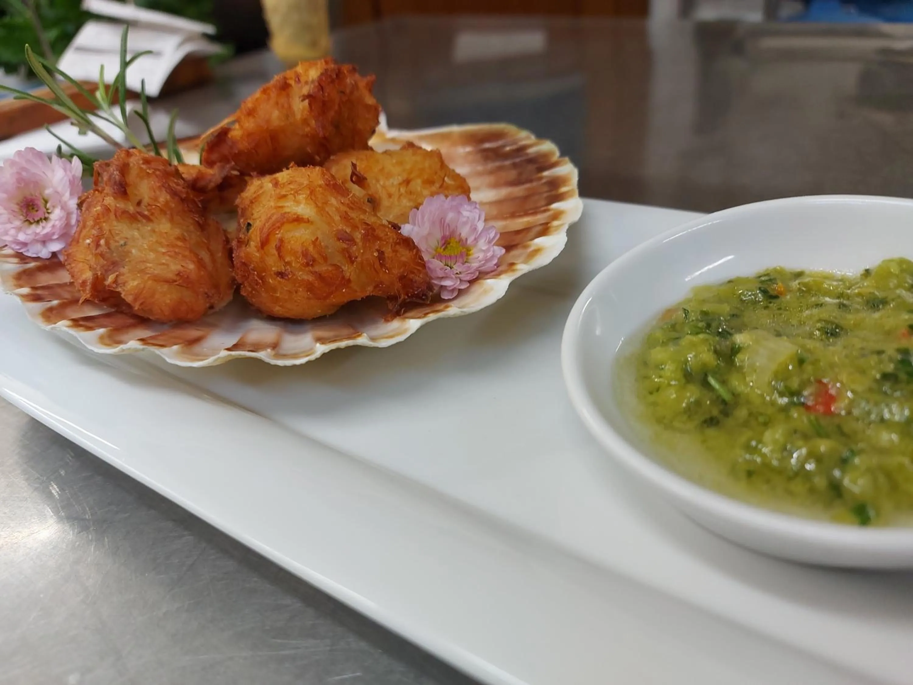 Food and drinks in Logis L Auberge Gutshof