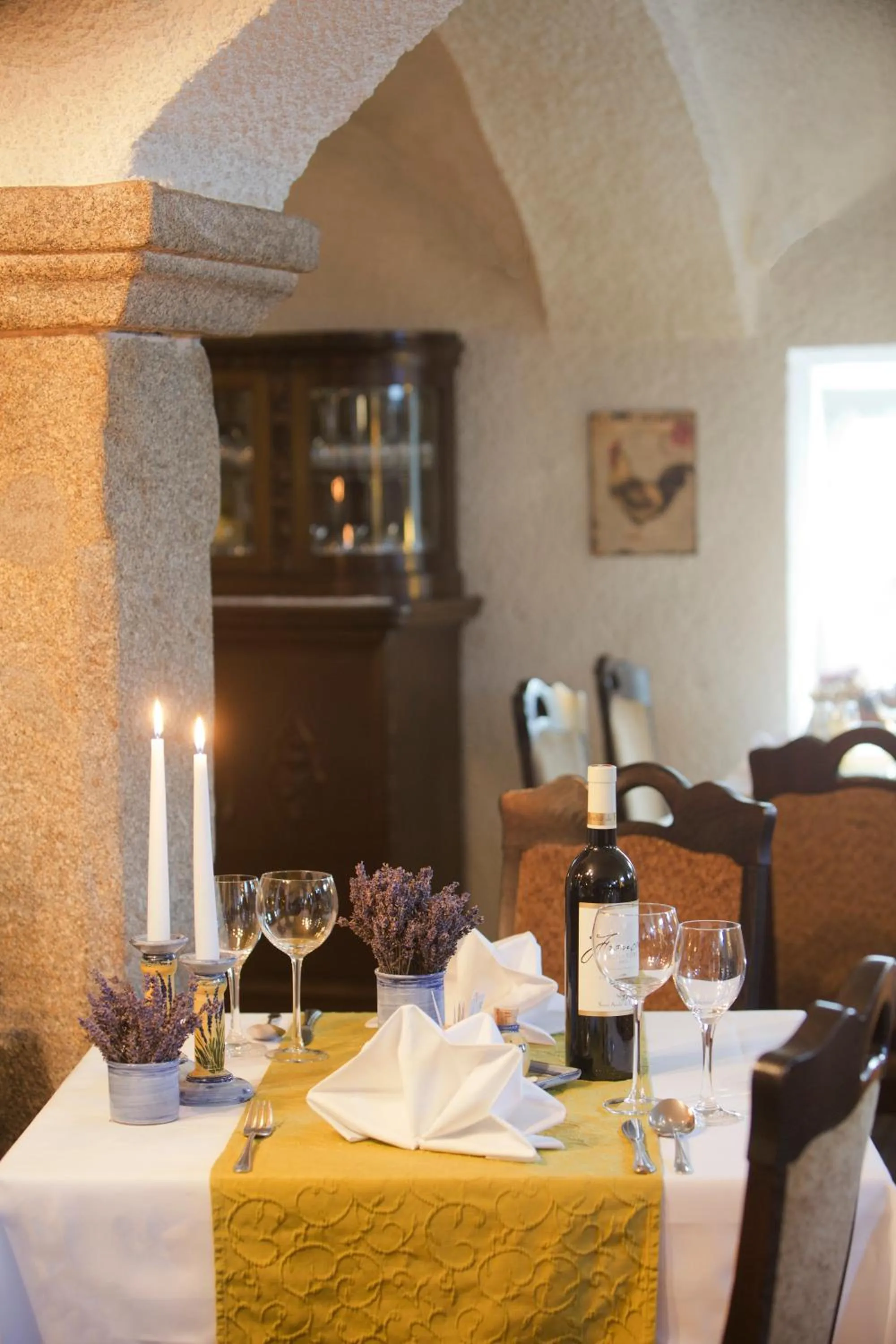 Restaurant/places to eat in Logis L Auberge Gutshof