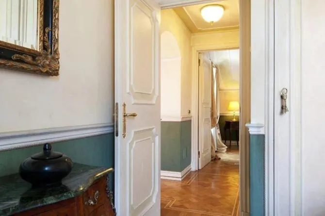 Photo of the whole room in Petit Palais Hotel De Charme