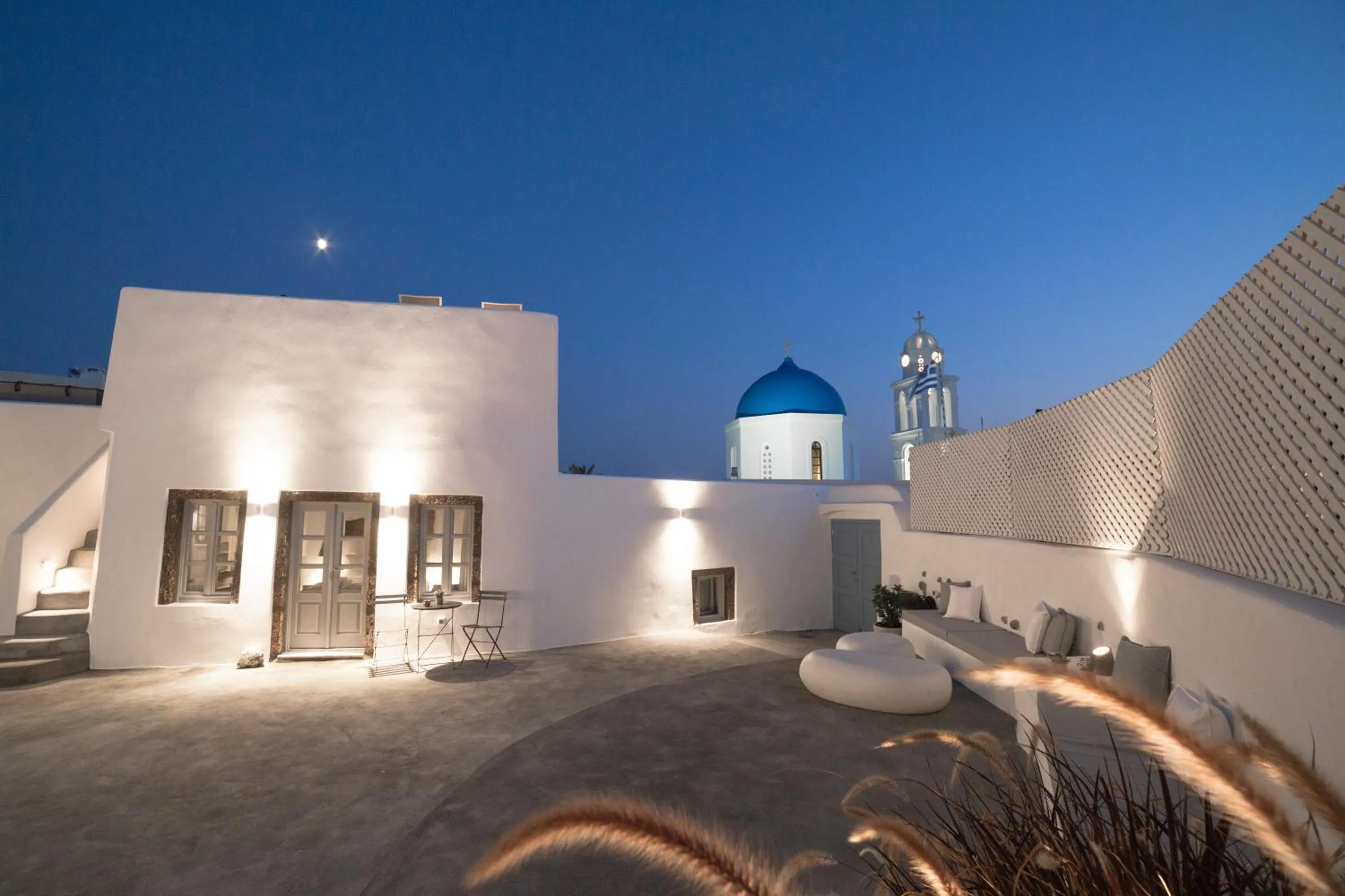 Patio in Cydonia Caves