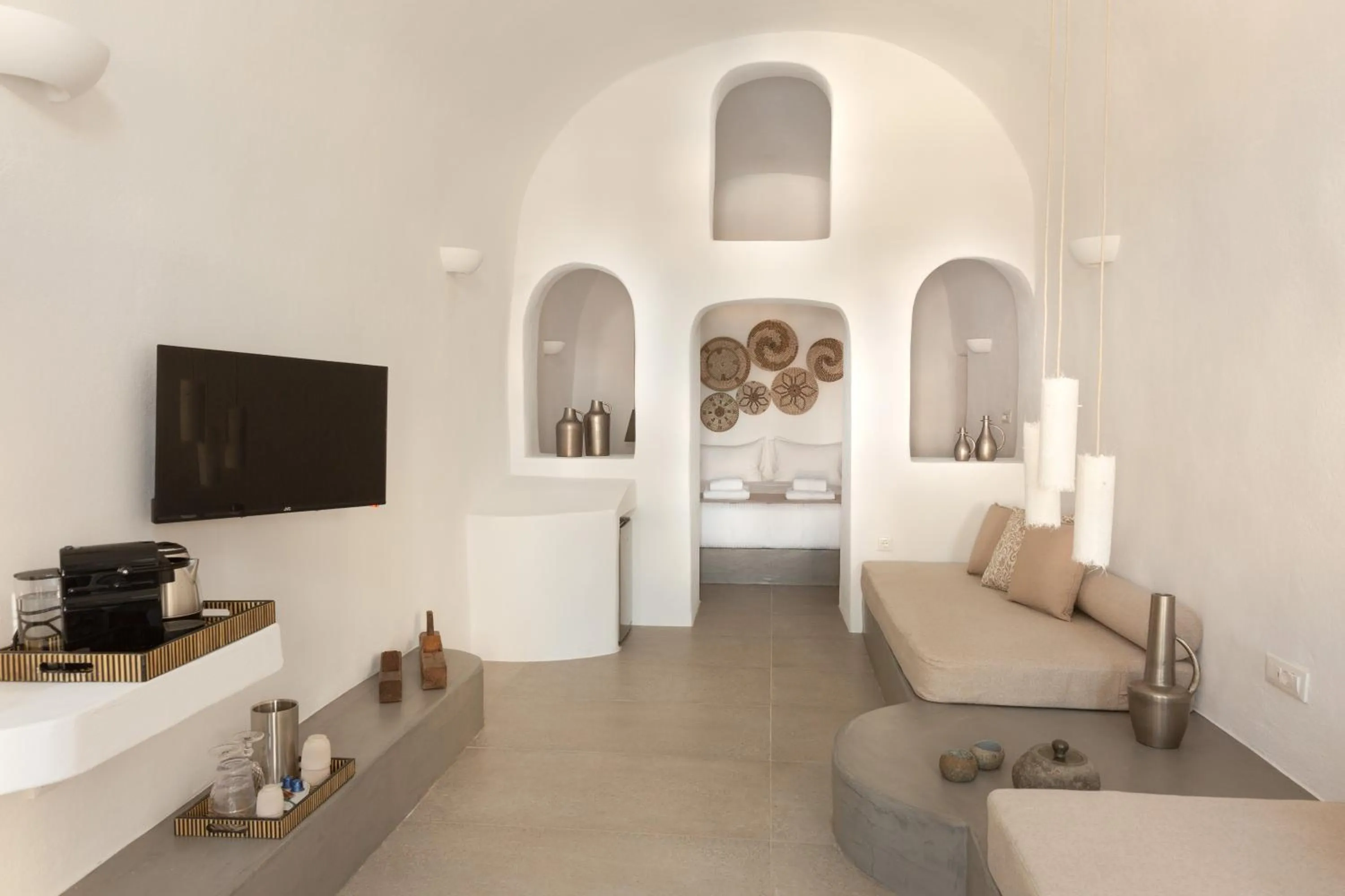 TV and multimedia in Cydonia Caves