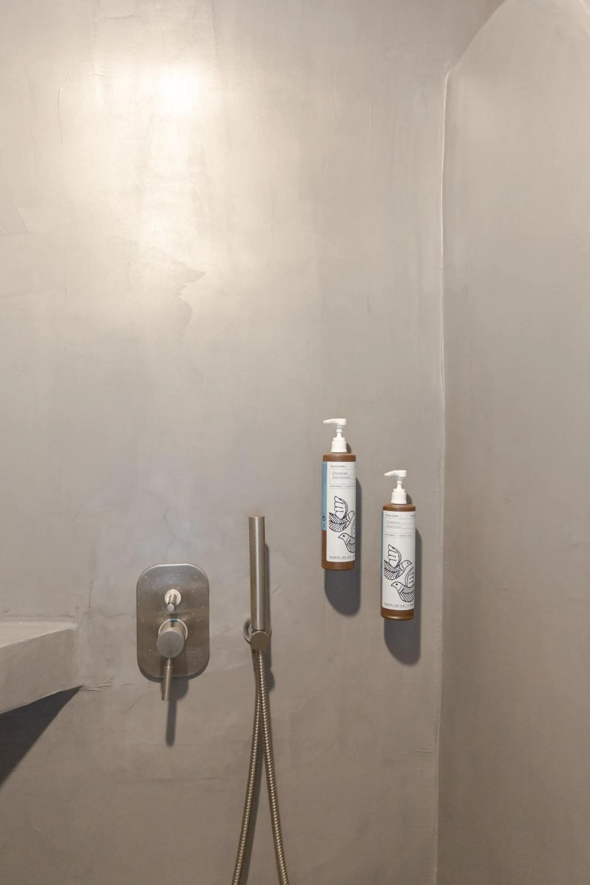 Shower in Cydonia Caves