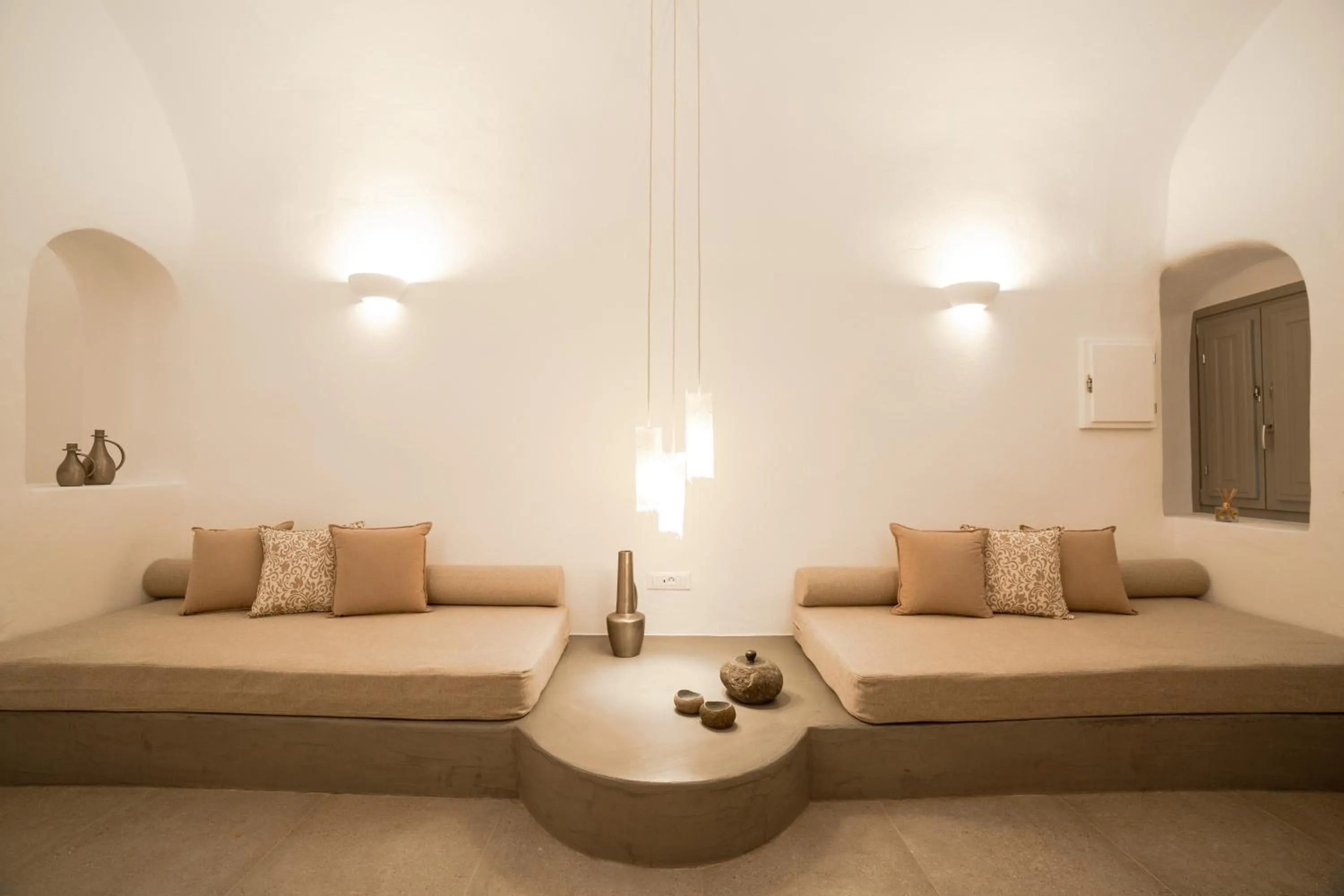 Living room in Cydonia Caves