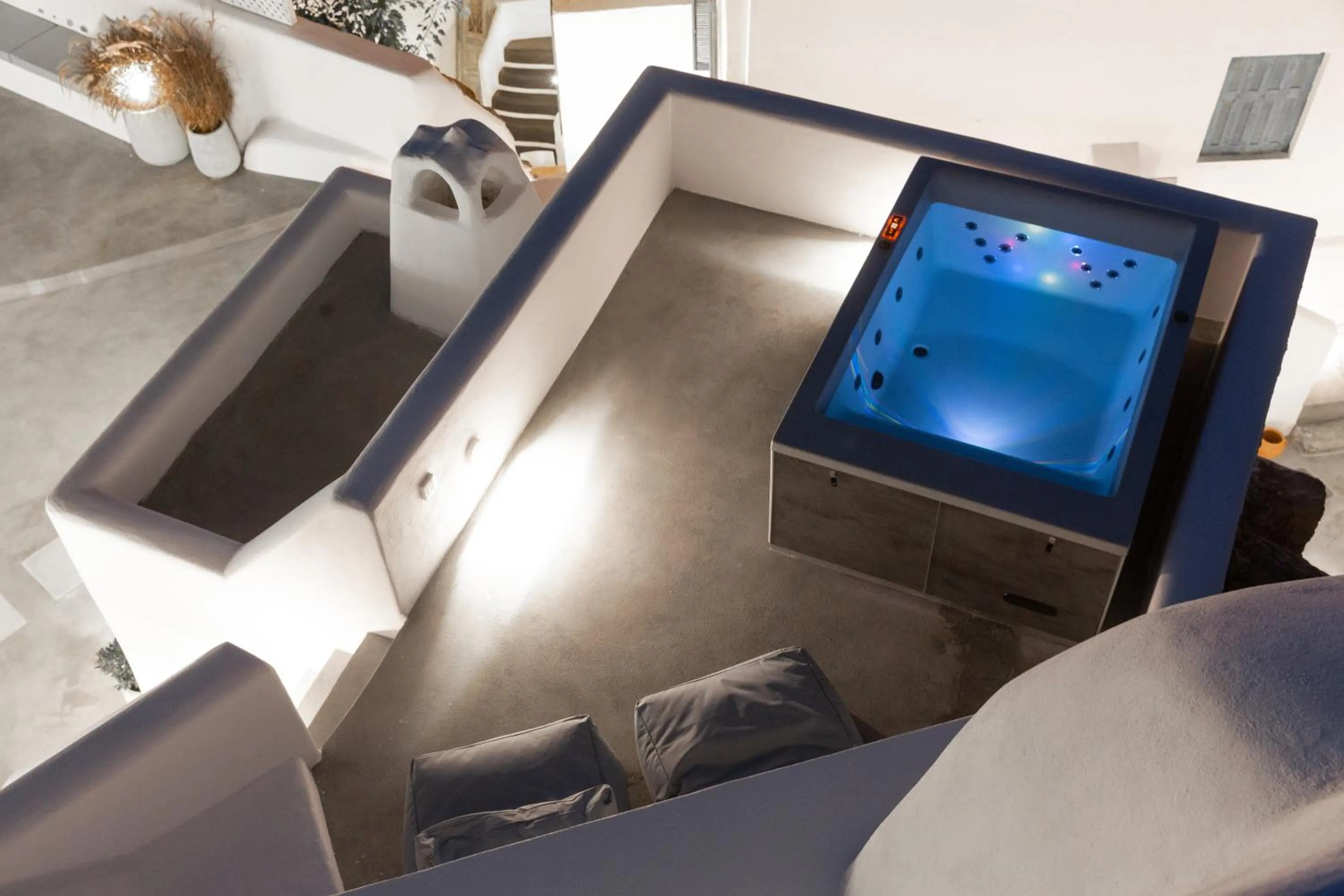 Hot Tub in Cydonia Caves