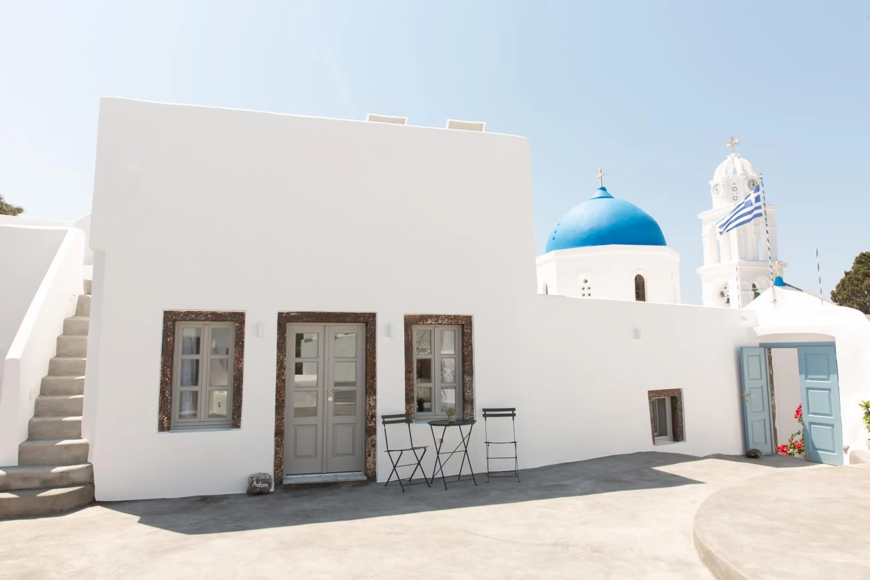 Patio in Cydonia Caves