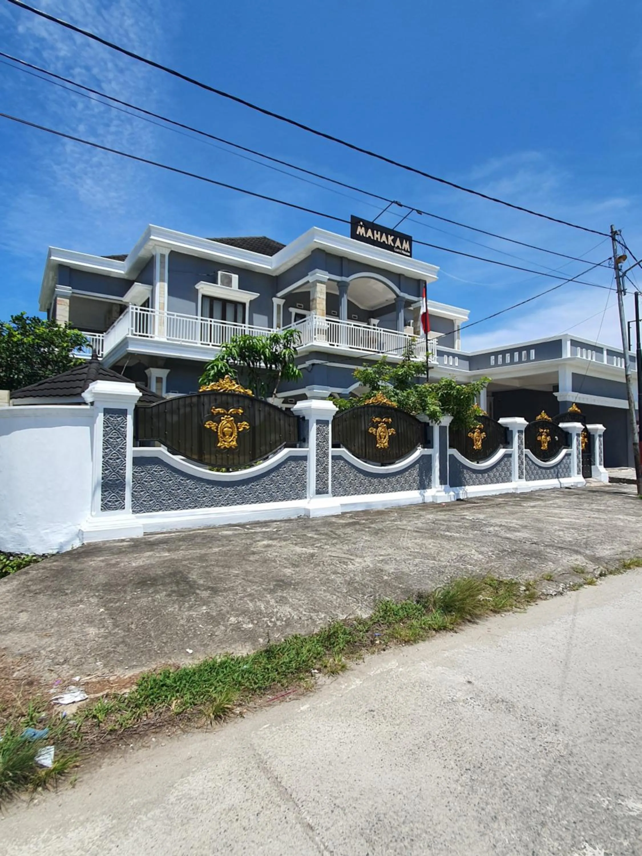 Property building in Mahakam Guest House