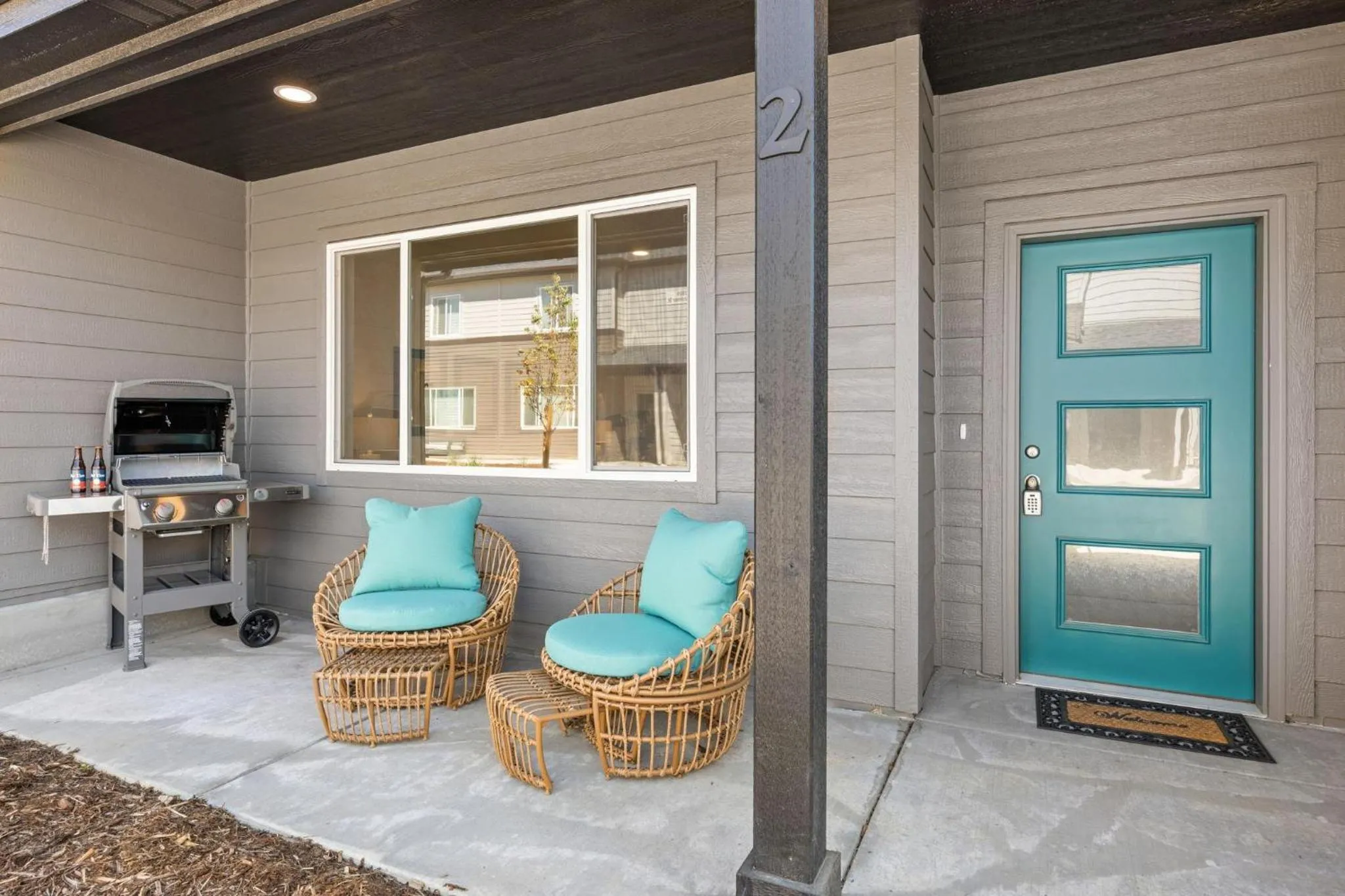 Modern Farmhouse Townhome - Great Central Location
