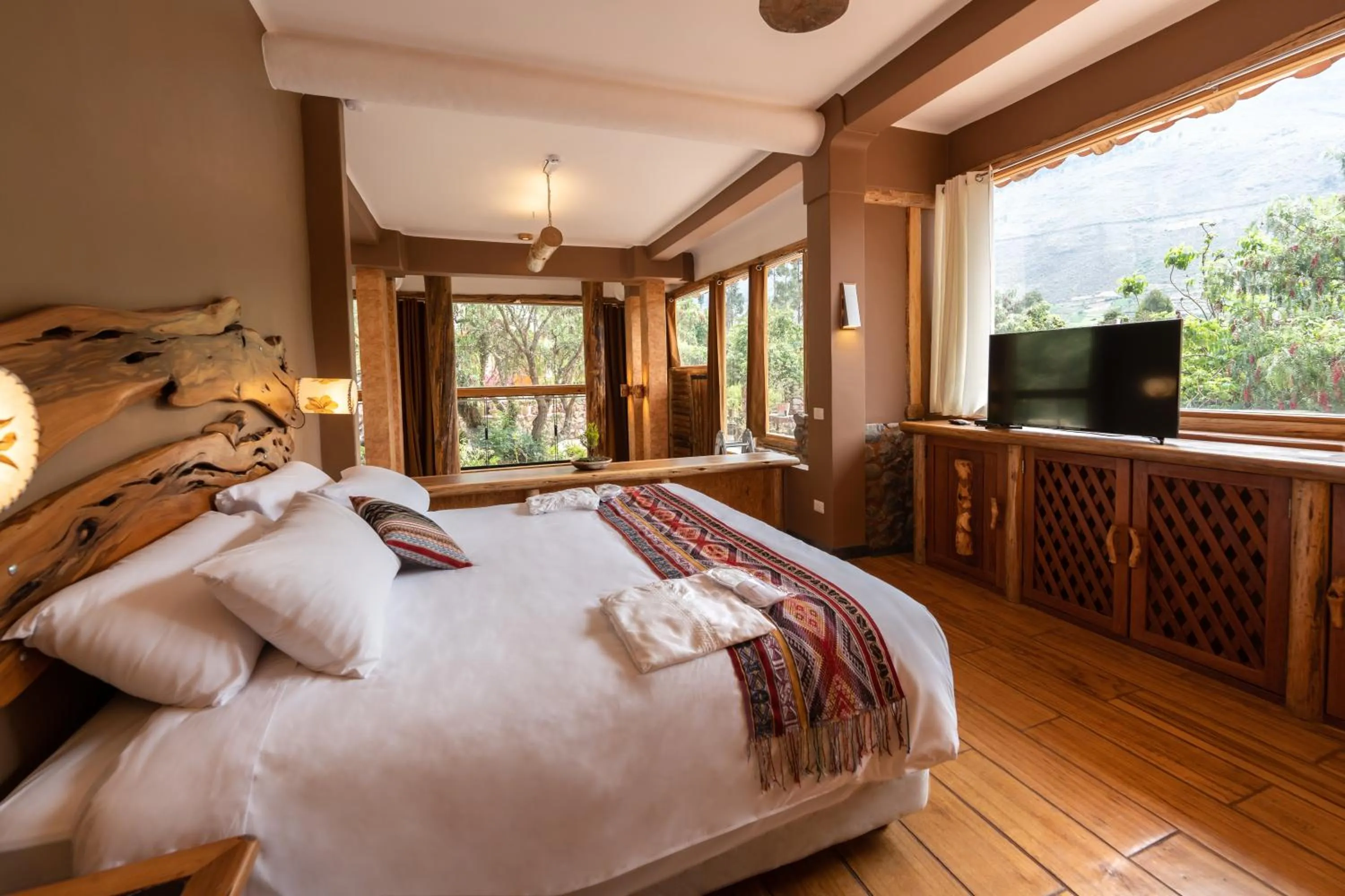 Photo of the whole room, Bed in CASA RAIZ Handmade House Luxury Stay