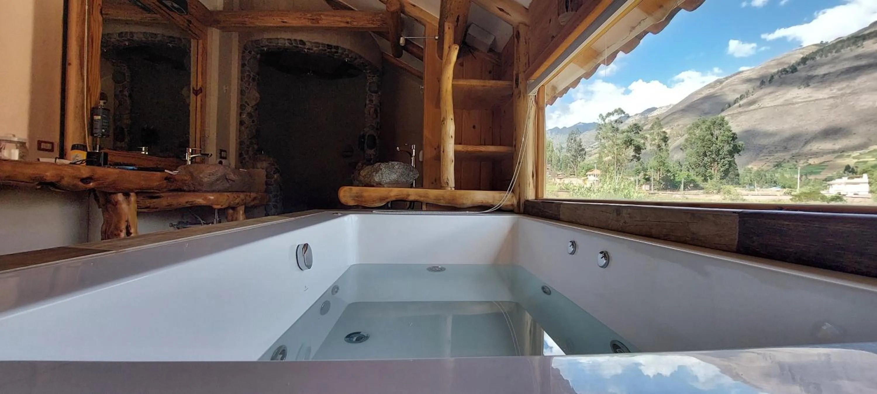 Hot Tub in CASA RAIZ Handmade House Luxury Stay