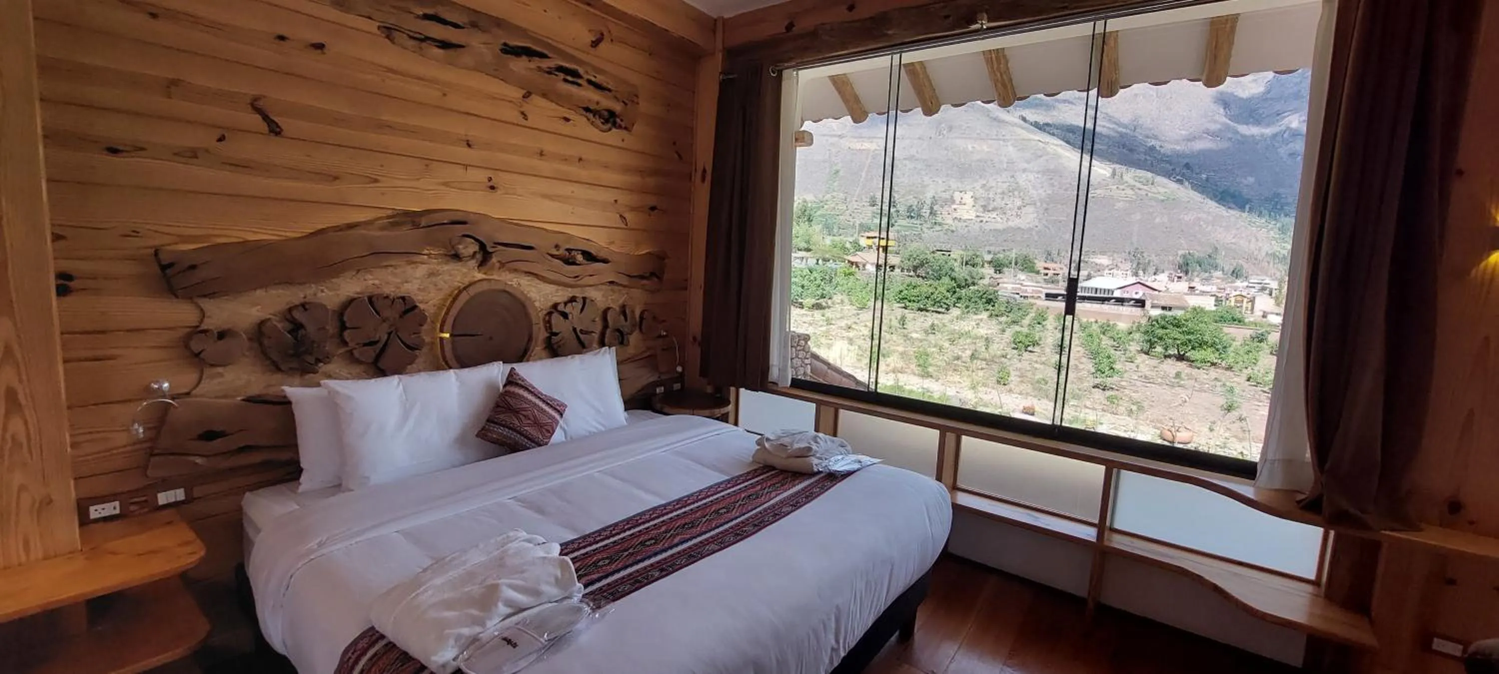 View (from property/room), Bed in CASA RAIZ Handmade House Luxury Stay