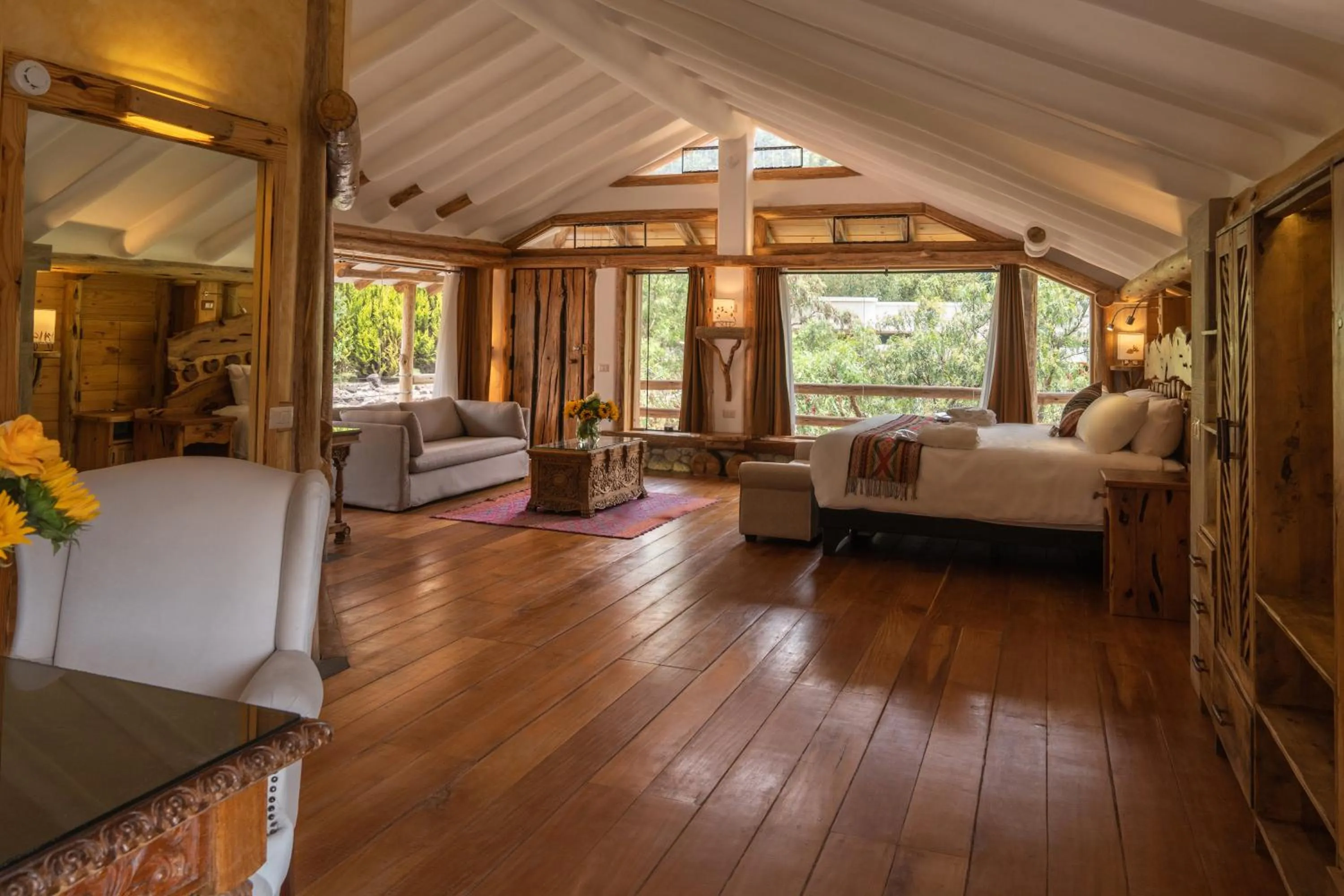 Photo of the whole room, Bed in CASA RAIZ Handmade House Luxury Stay