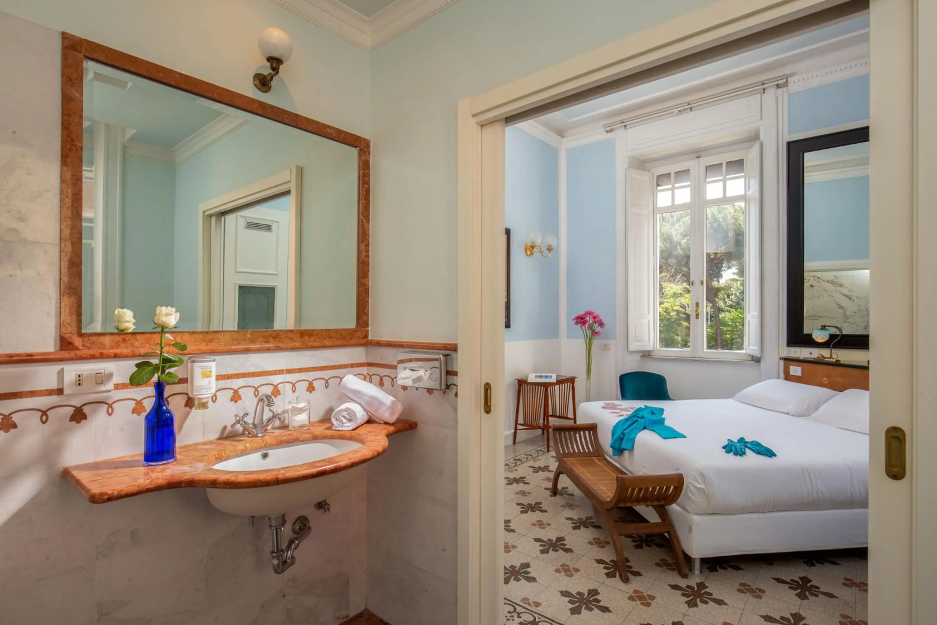 Photo of the whole room in Hotel Emona Aquaeductus