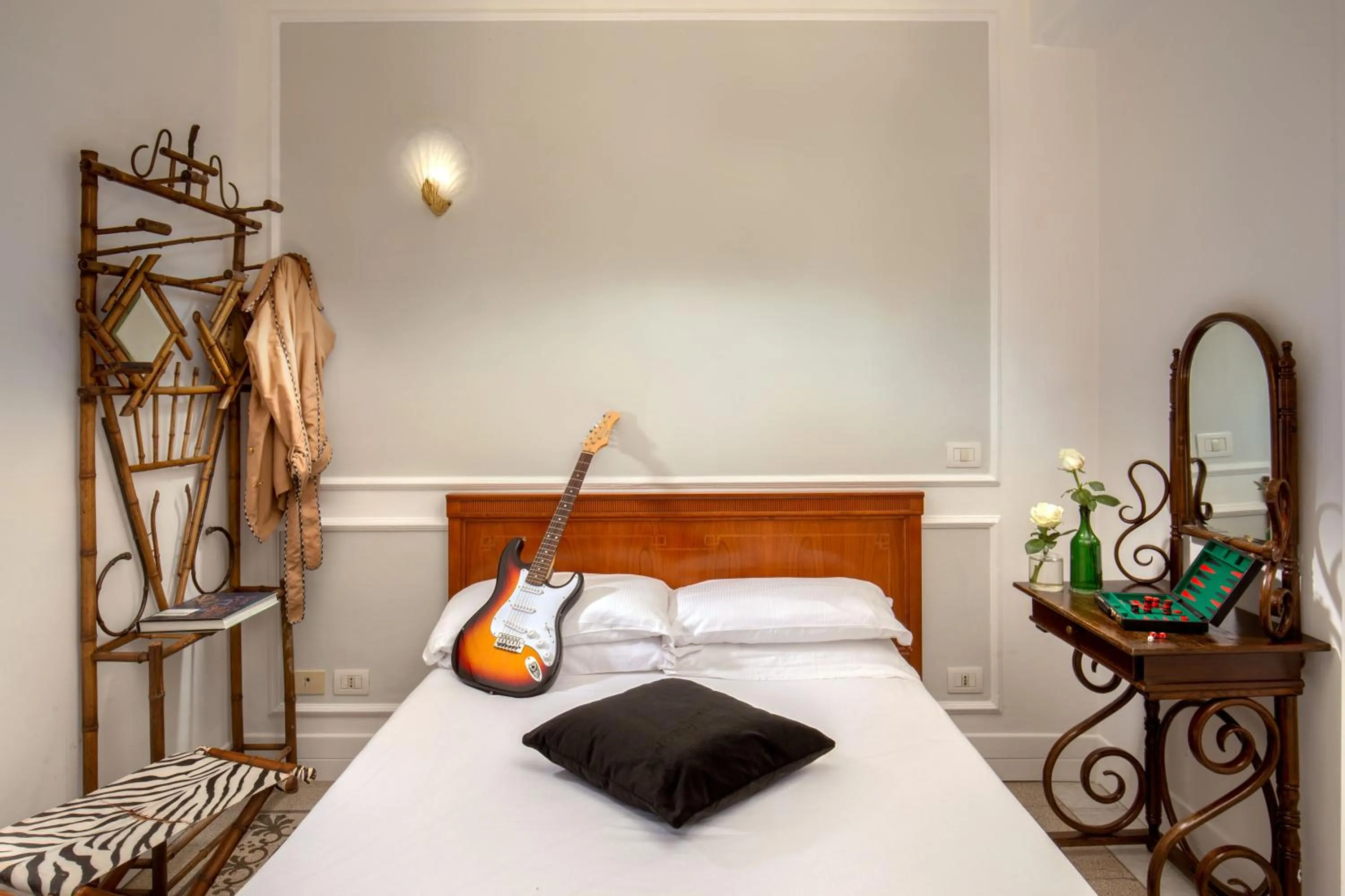 Photo of the whole room, Bed in Hotel Emona Aquaeductus