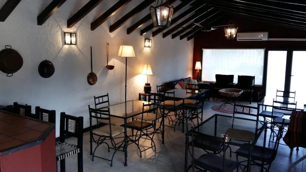 Lounge or bar in Hotel Las Chirimoyas