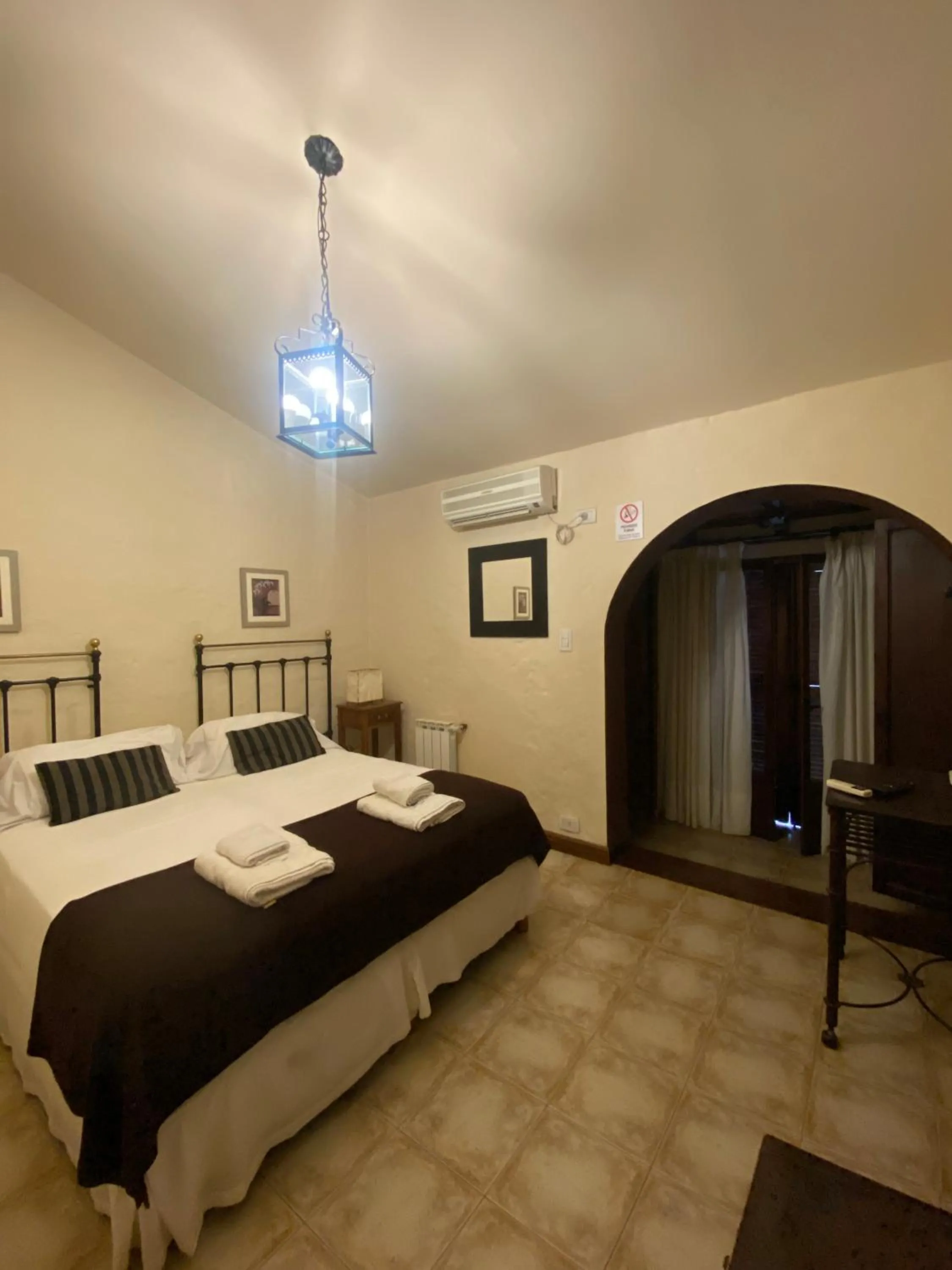 Bed in Hotel Las Chirimoyas