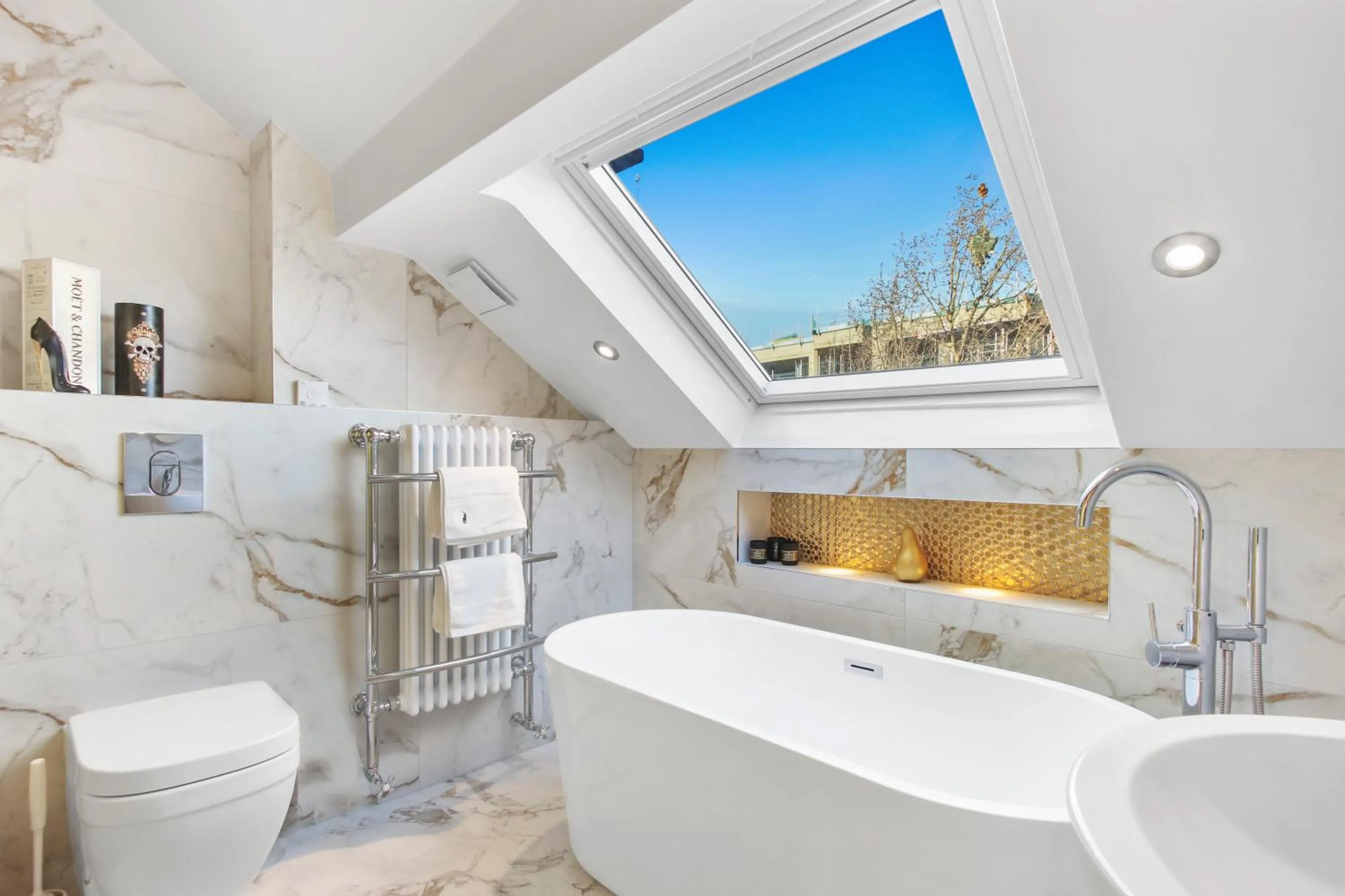 Stunning 3 Bed Duplex Apartment in the heart of West Hampstead