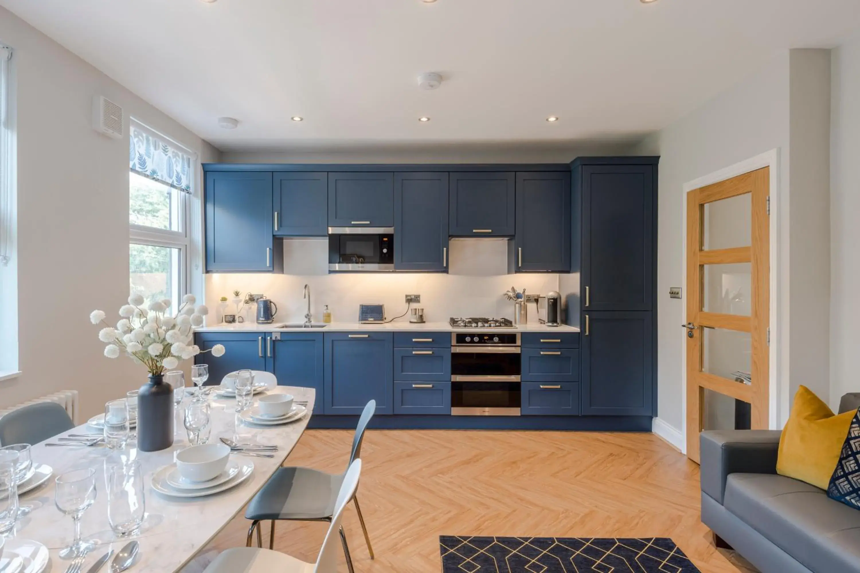 Stunning 3 Bed Duplex Apartment in the heart of West Hampstead Stunning 3 Bed Duplex Apartment in the heart of West Hampstead