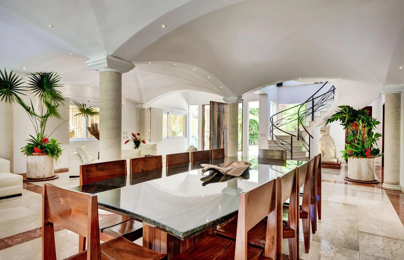 Dining area in Casa Jaguar