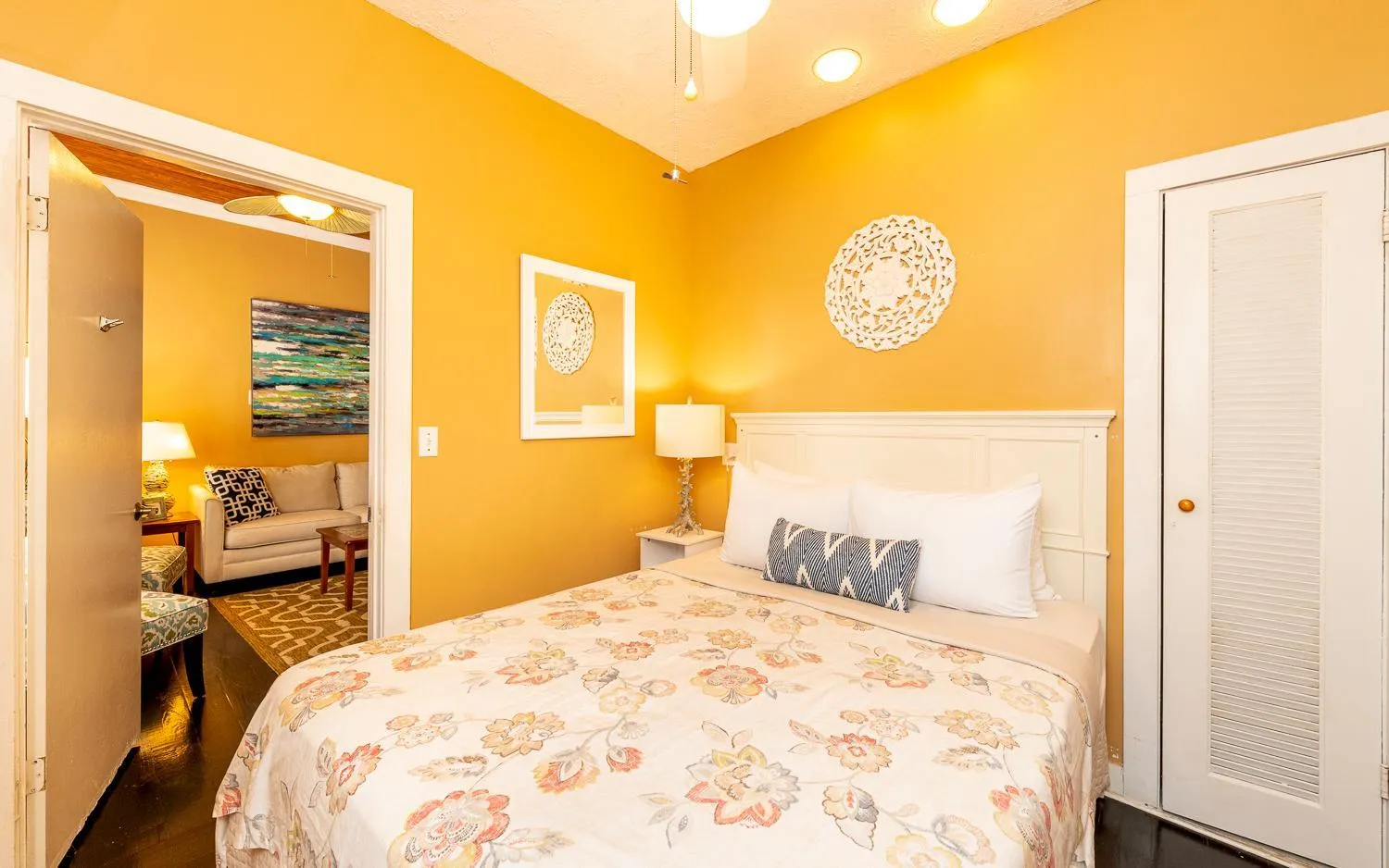 Bed in Rose Lane Villas