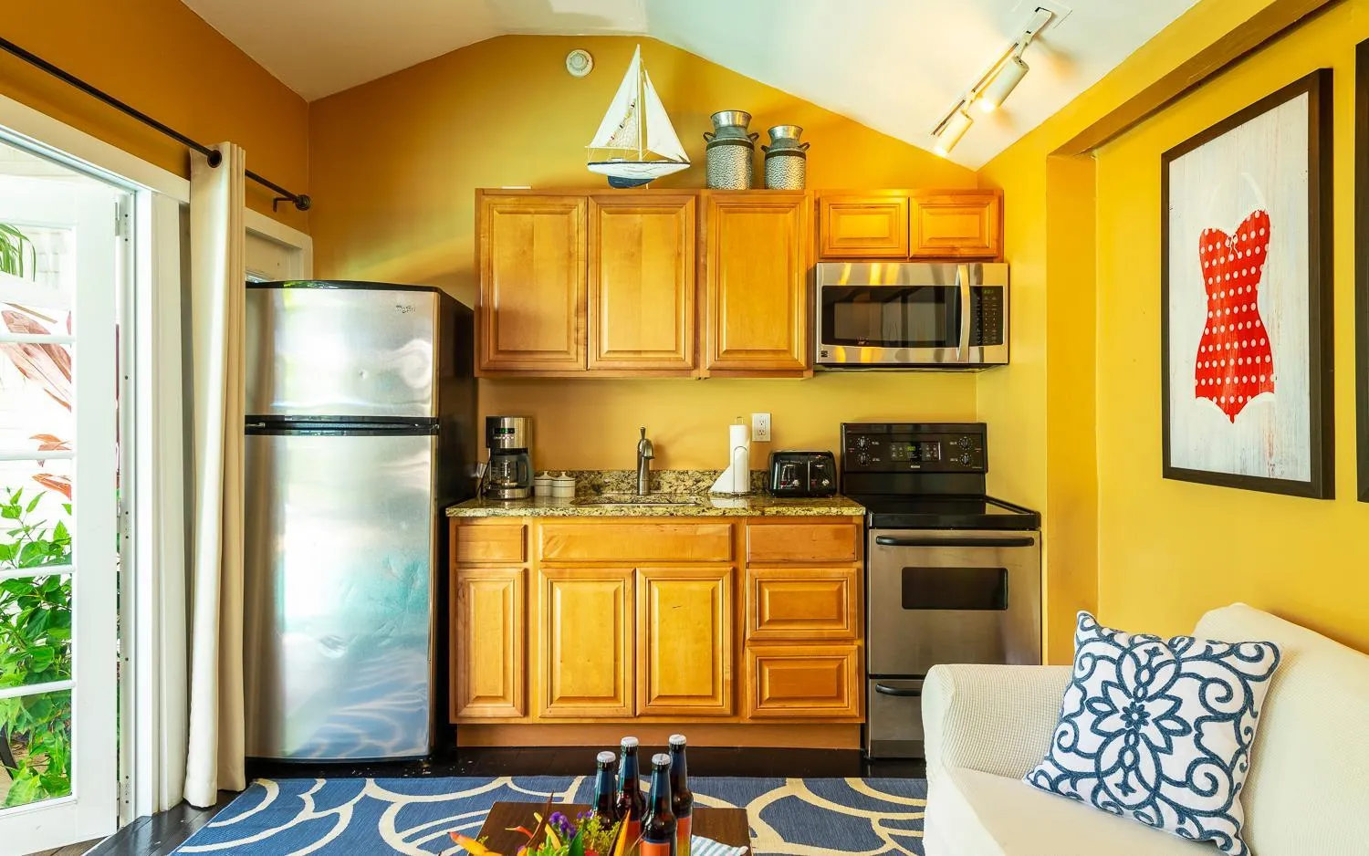 Kitchen or kitchenette in Rose Lane Villas